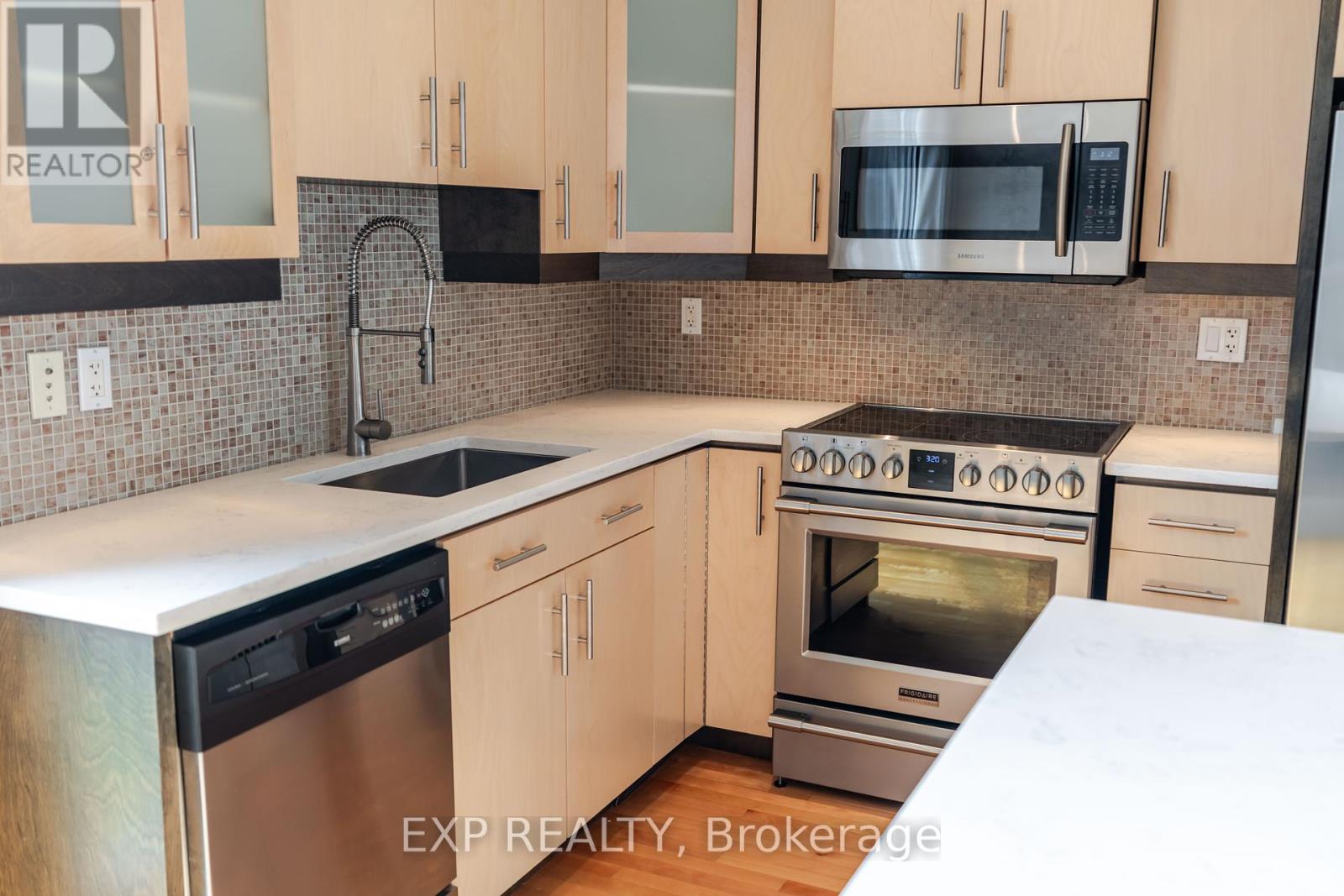 806 High Street, Ottawa, Ontario  K2B 6C4 - Photo 14 - X12124110