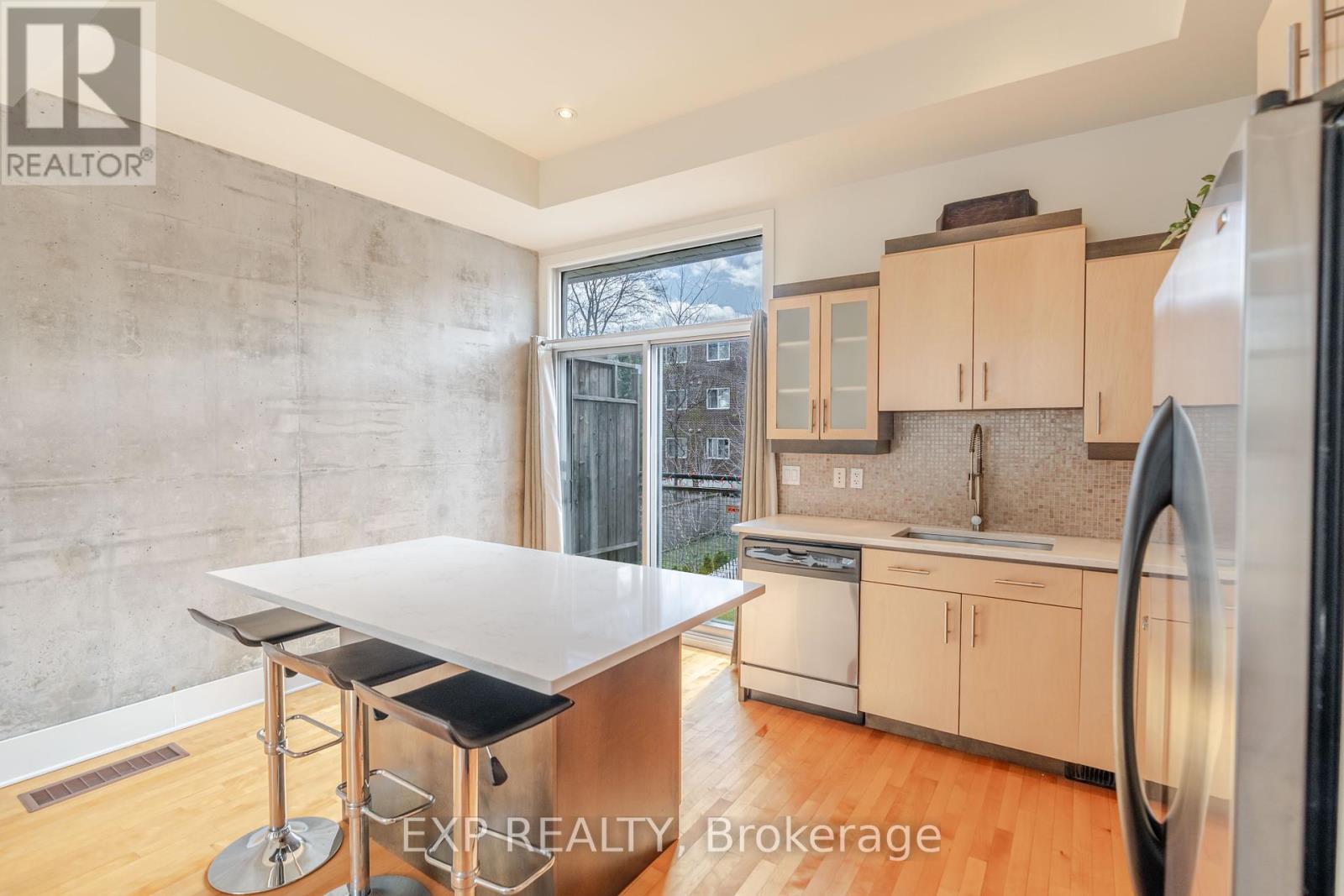 806 High Street, Ottawa, Ontario  K2B 6C4 - Photo 19 - X12124110