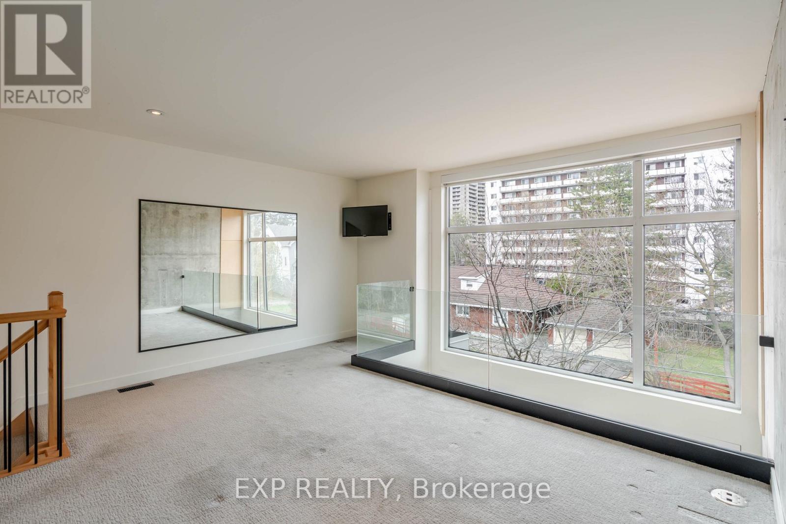 806 High Street, Ottawa, Ontario  K2B 6C4 - Photo 25 - X12124110