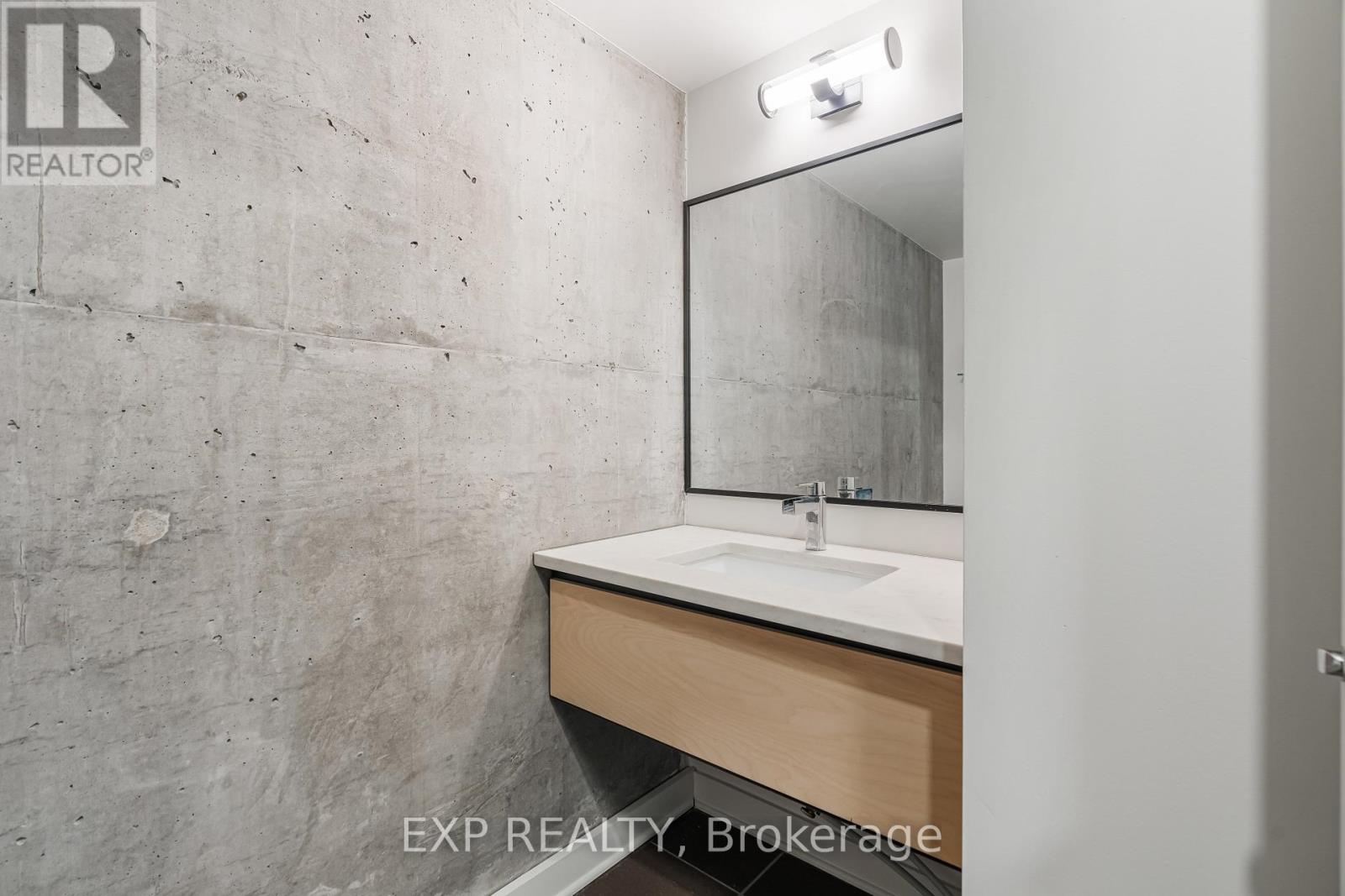 806 High Street, Ottawa, Ontario  K2B 6C4 - Photo 35 - X12124110