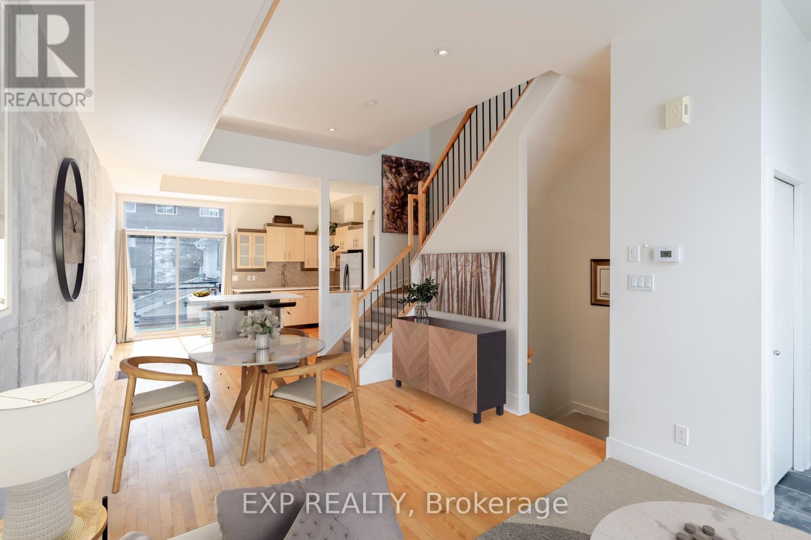 806 High Street, Ottawa, Ontario  K2B 6C4 - Photo 8 - X12124110
