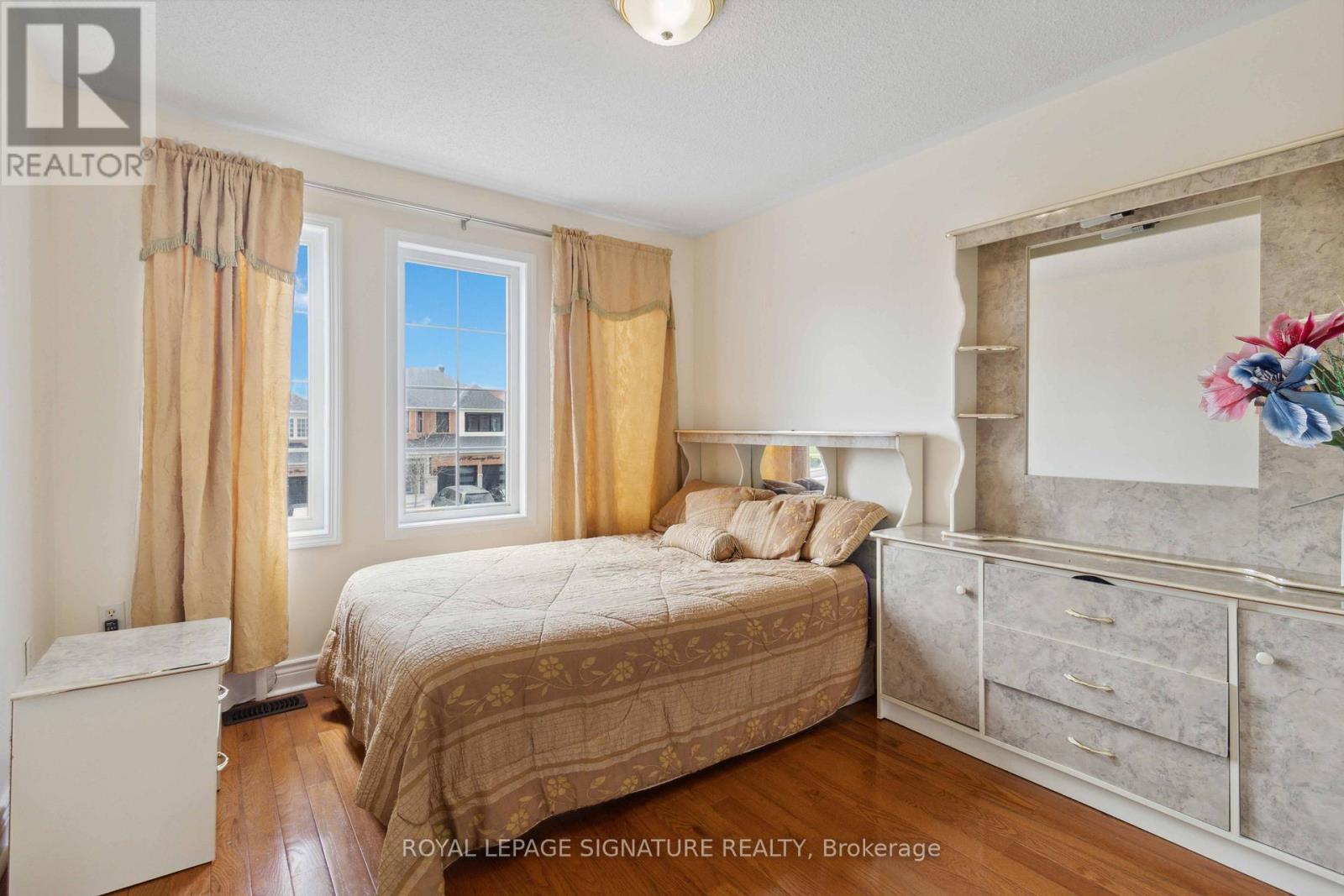 15 Eastway Street, Brampton, Ontario  L6S 6L8 - Photo 17 - W12123862