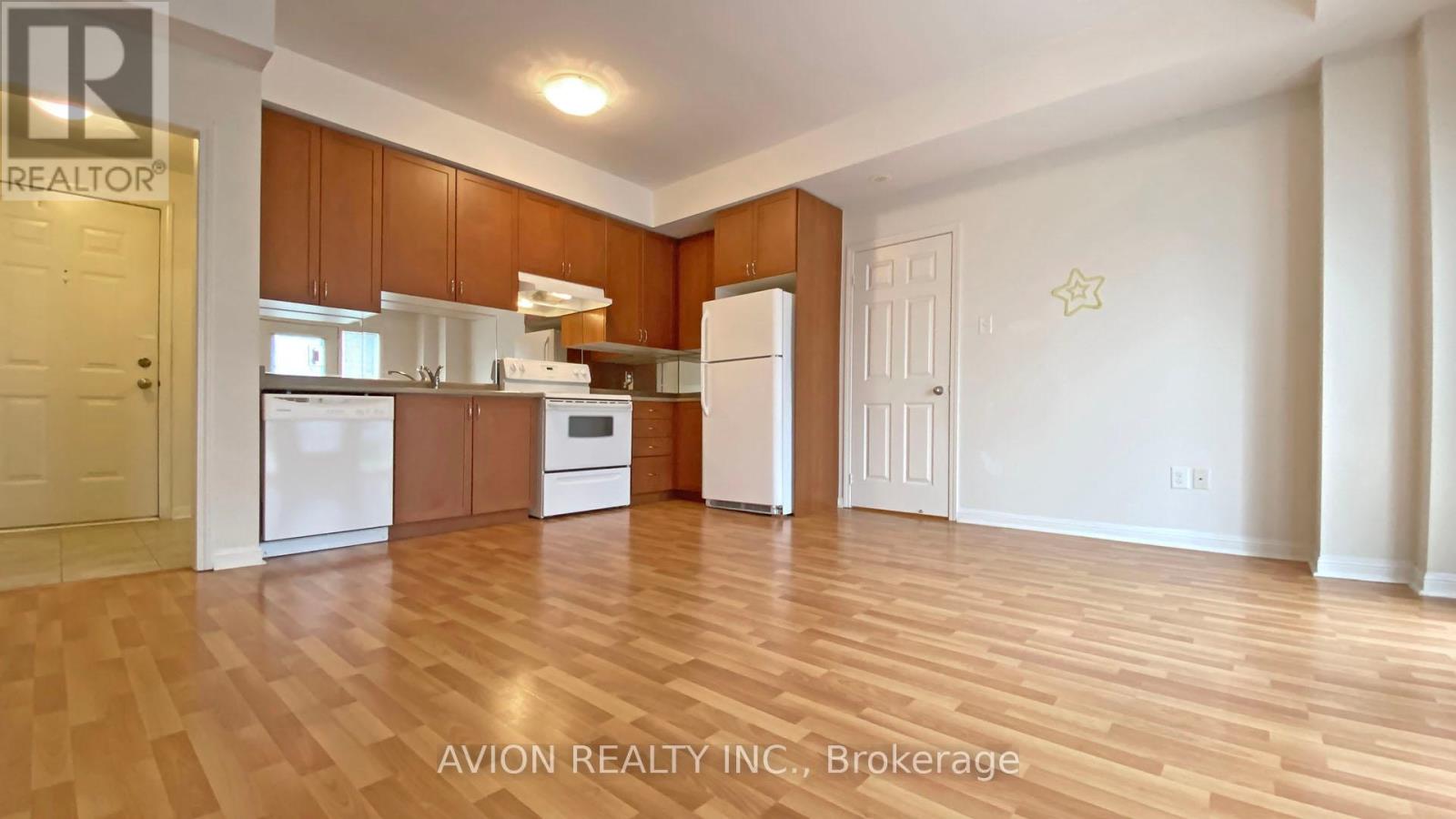 38 - 2891 Rio Court, Mississauga, Ontario  L5M 0S4 - Photo 4 - W12123865