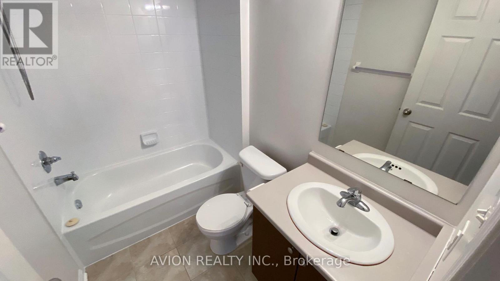 38 - 2891 Rio Court, Mississauga, Ontario  L5M 0S4 - Photo 9 - W12123865