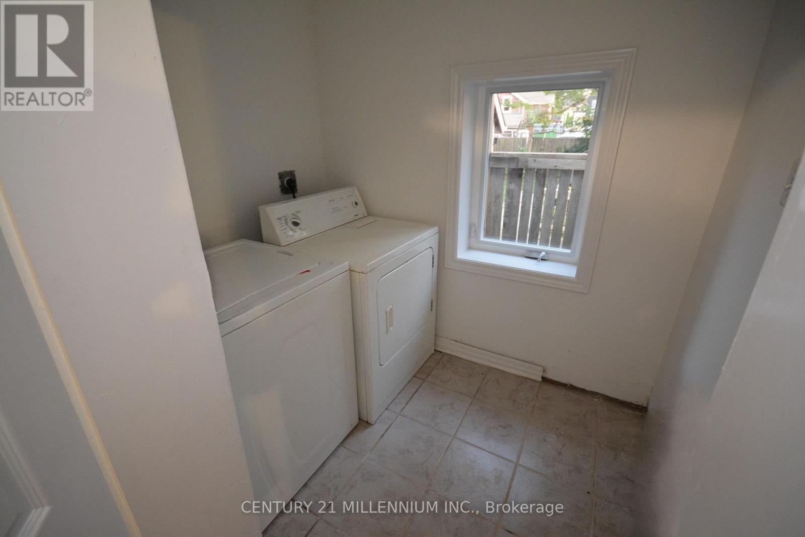 8 West Street, Brampton (Downtown Brampton), Ontario  L6X 1V7 - Photo 12 - W12123907