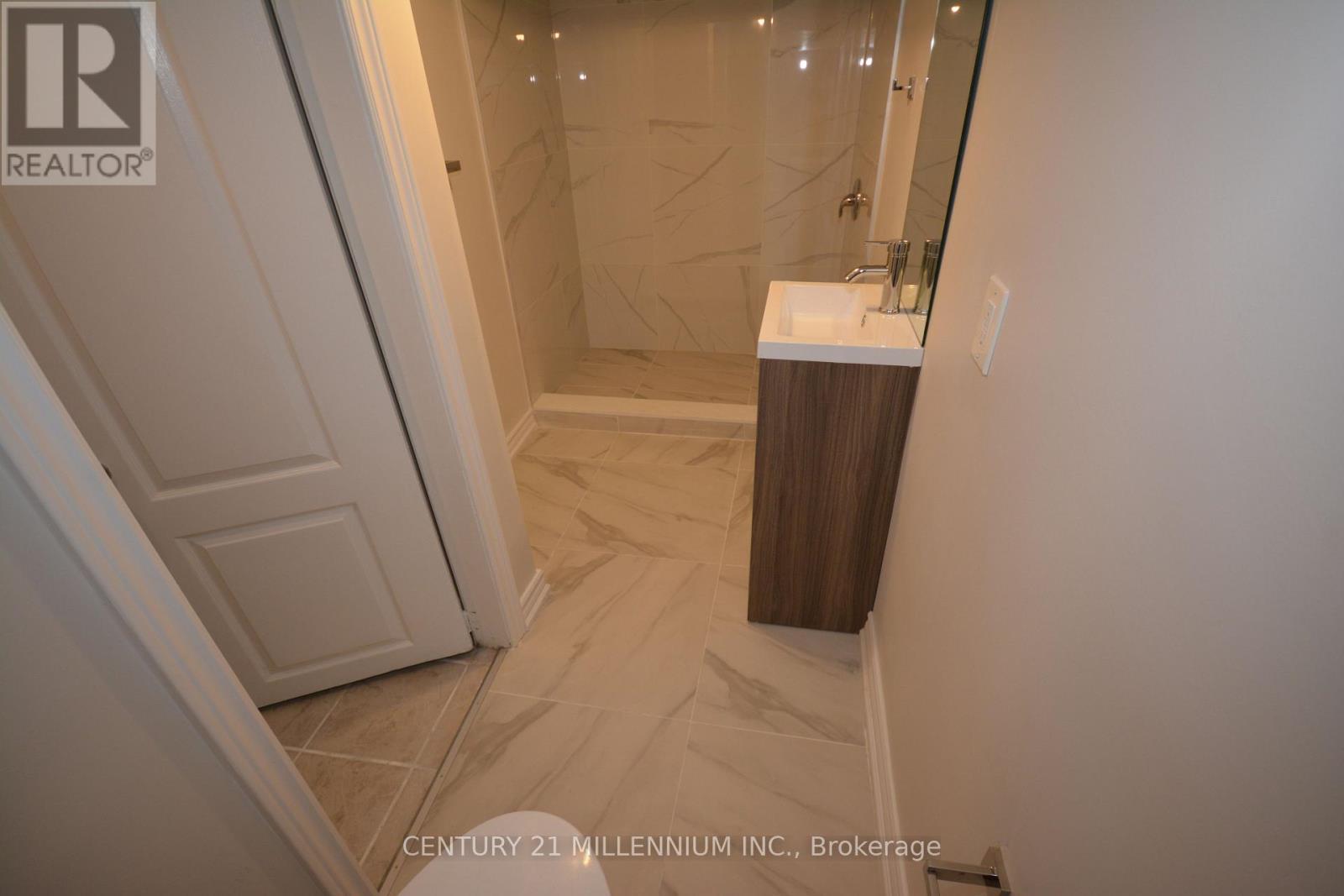 8 West Street, Brampton, Ontario  L6X 1V7 - Photo 17 - W12123907