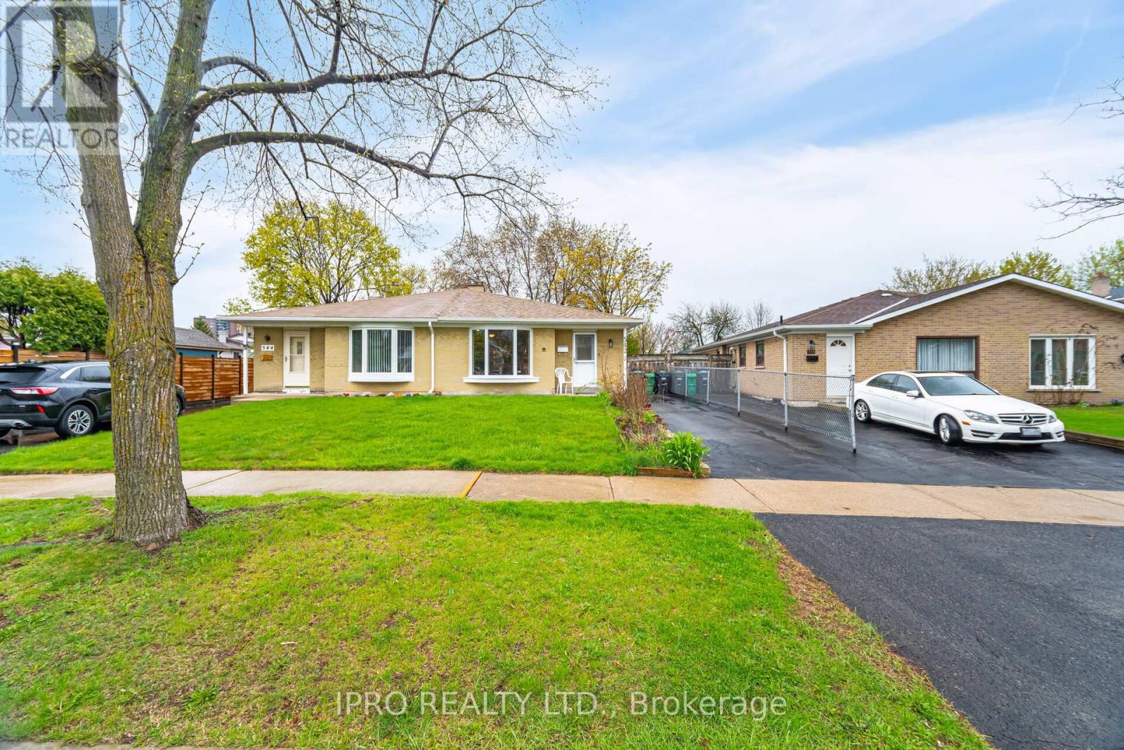 Property at 542 LANA TERRACE image 2