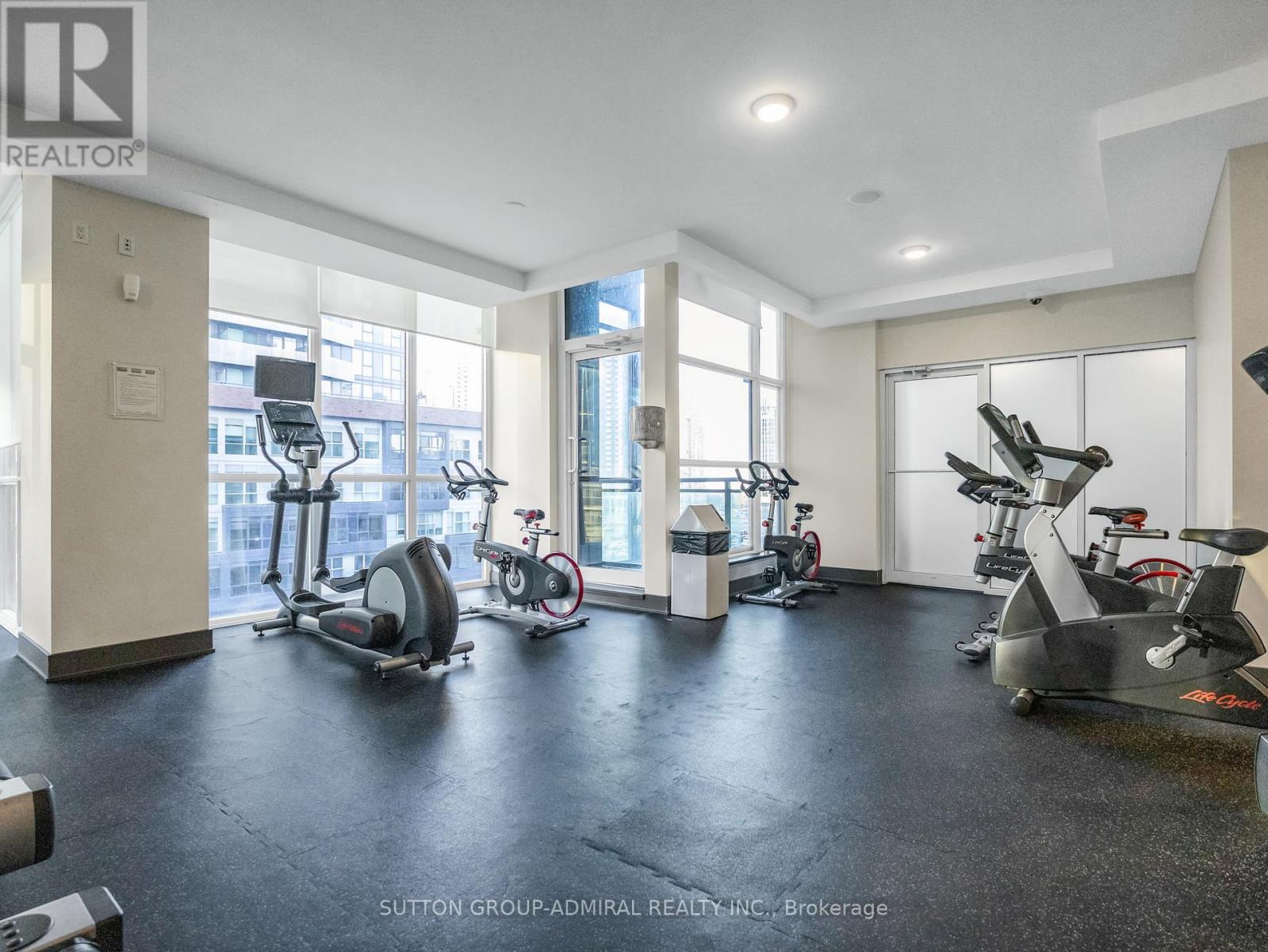 202 - 4070 Confederation Parkway, Mississauga (Creditview), Ontario  L5B 0E9 - Photo 27 - W12123962