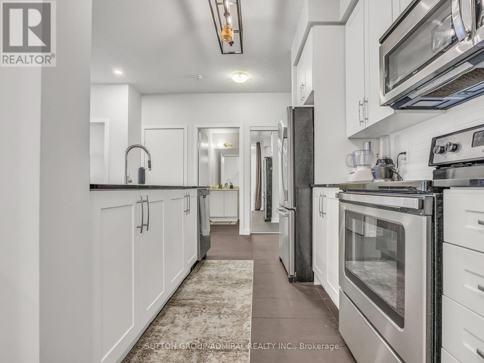 202 - 4070 Confederation Parkway, Mississauga (Creditview), Ontario  L5B 0E9 - Photo 7 - W12123962