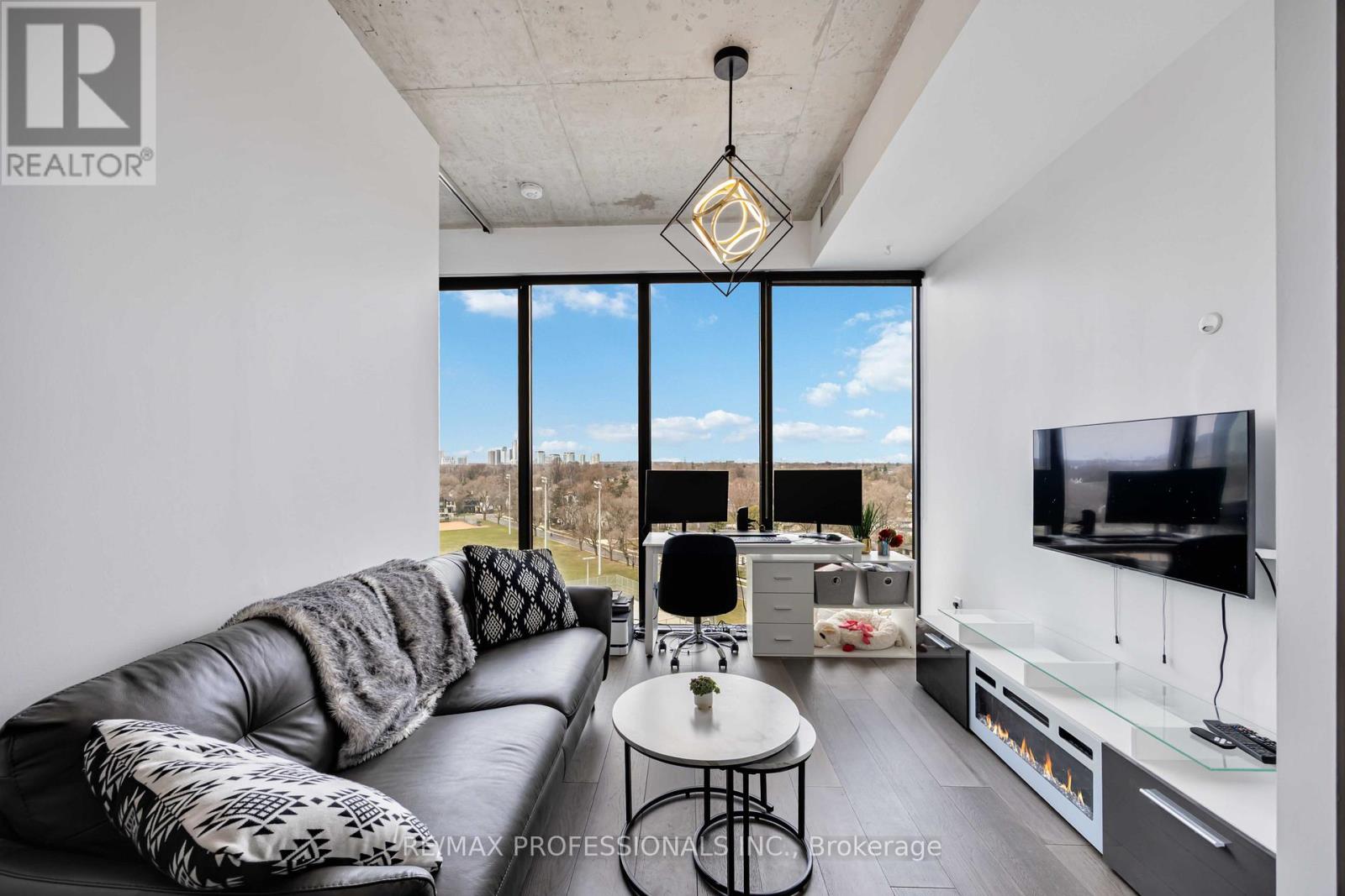 803 - 7 Smith Crescent, Toronto, Ontario  M8Z 0G3 - Photo 6 - W12123966
