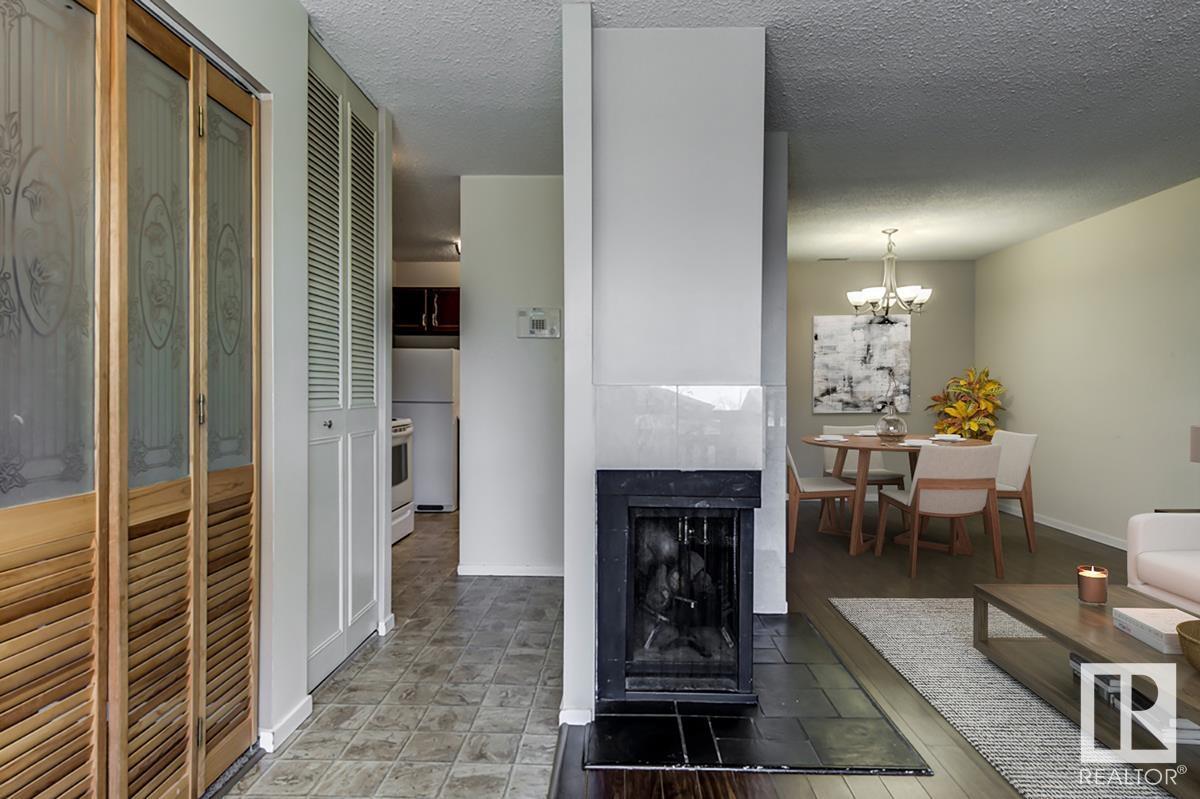 Property at 143 SURREY GD NW image 4