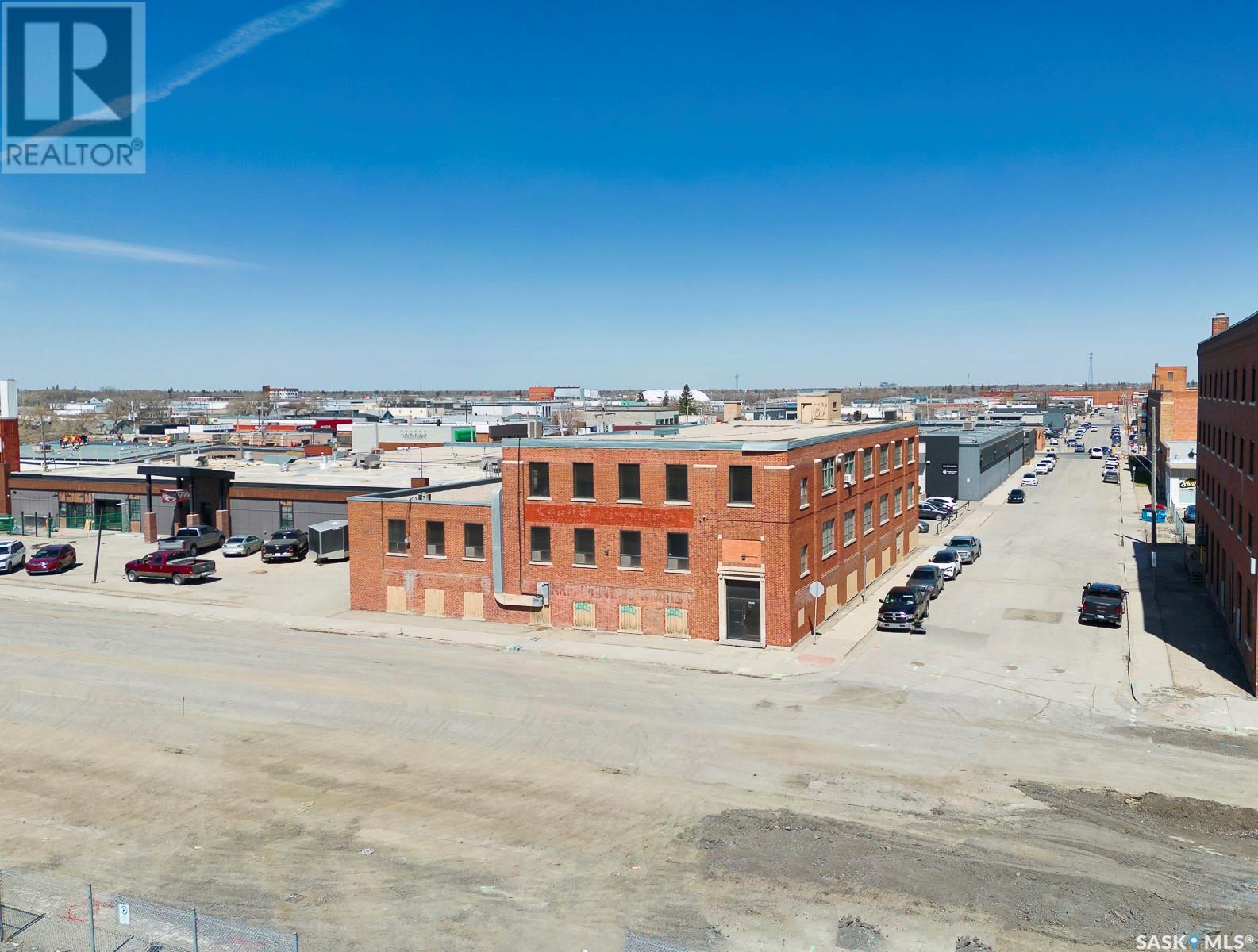 2002 DEWDNEY AVENUE, Regina, Saskatchewan