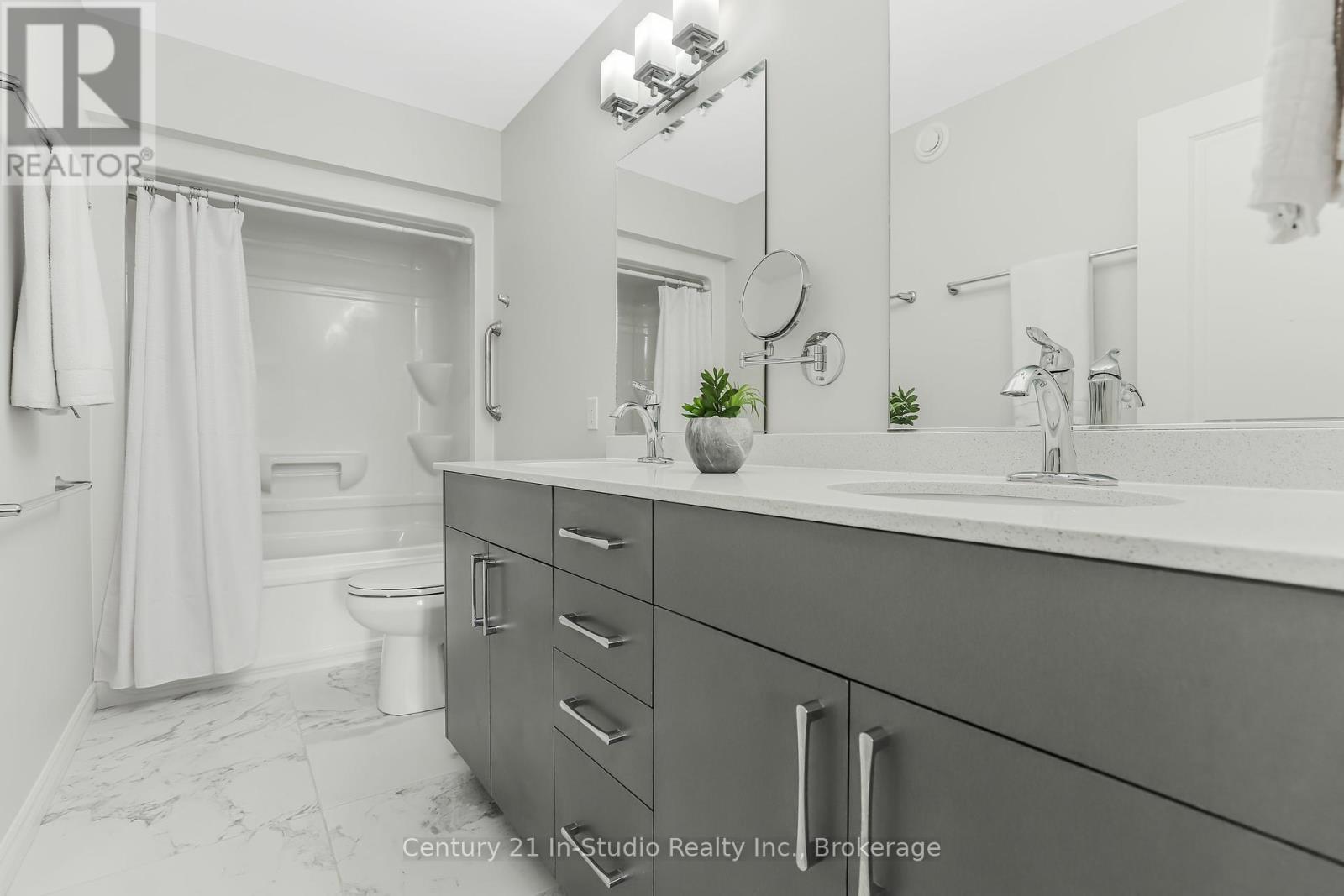 11 - 158 Hawthorn Crescent, Georgian Bluffs, Ontario  N0H 1S0 - Photo 24 - X12123747