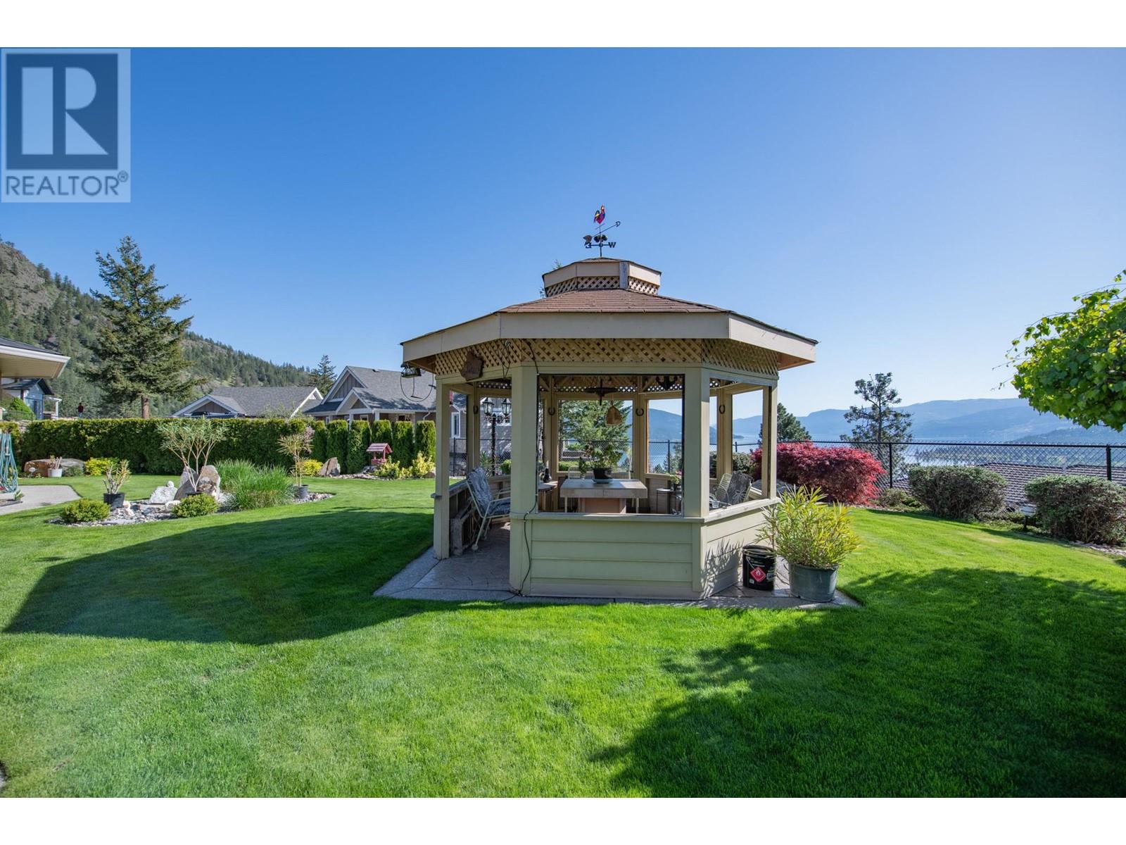 Property at 6 9196 Tronson Road image 1