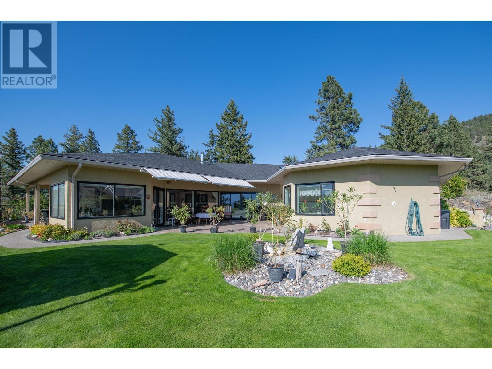 Property at 6 9196 Tronson Road image 2