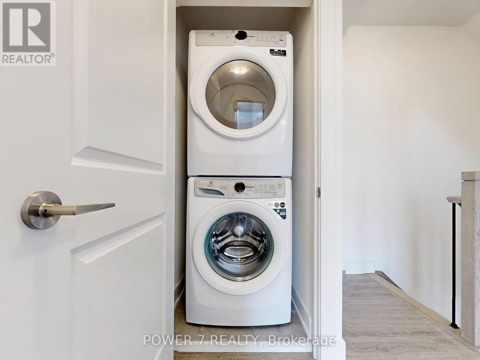 5 - 8 Sayers Lane, Richmond Hill, Ontario  L4E 1J4 - Photo 26 - N12116162