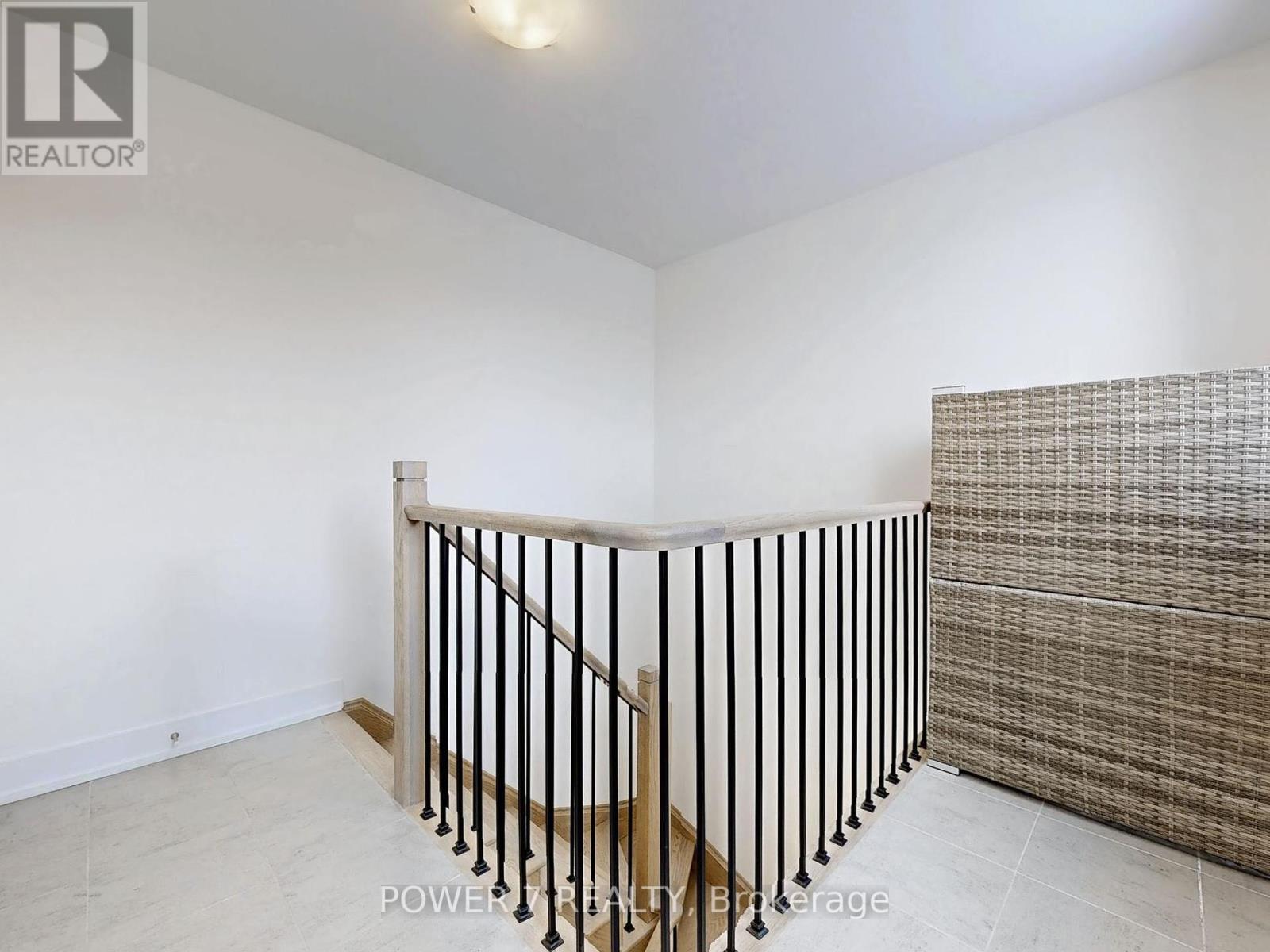 5 - 8 Sayers Lane, Richmond Hill, Ontario  L4E 1J4 - Photo 29 - N12116162