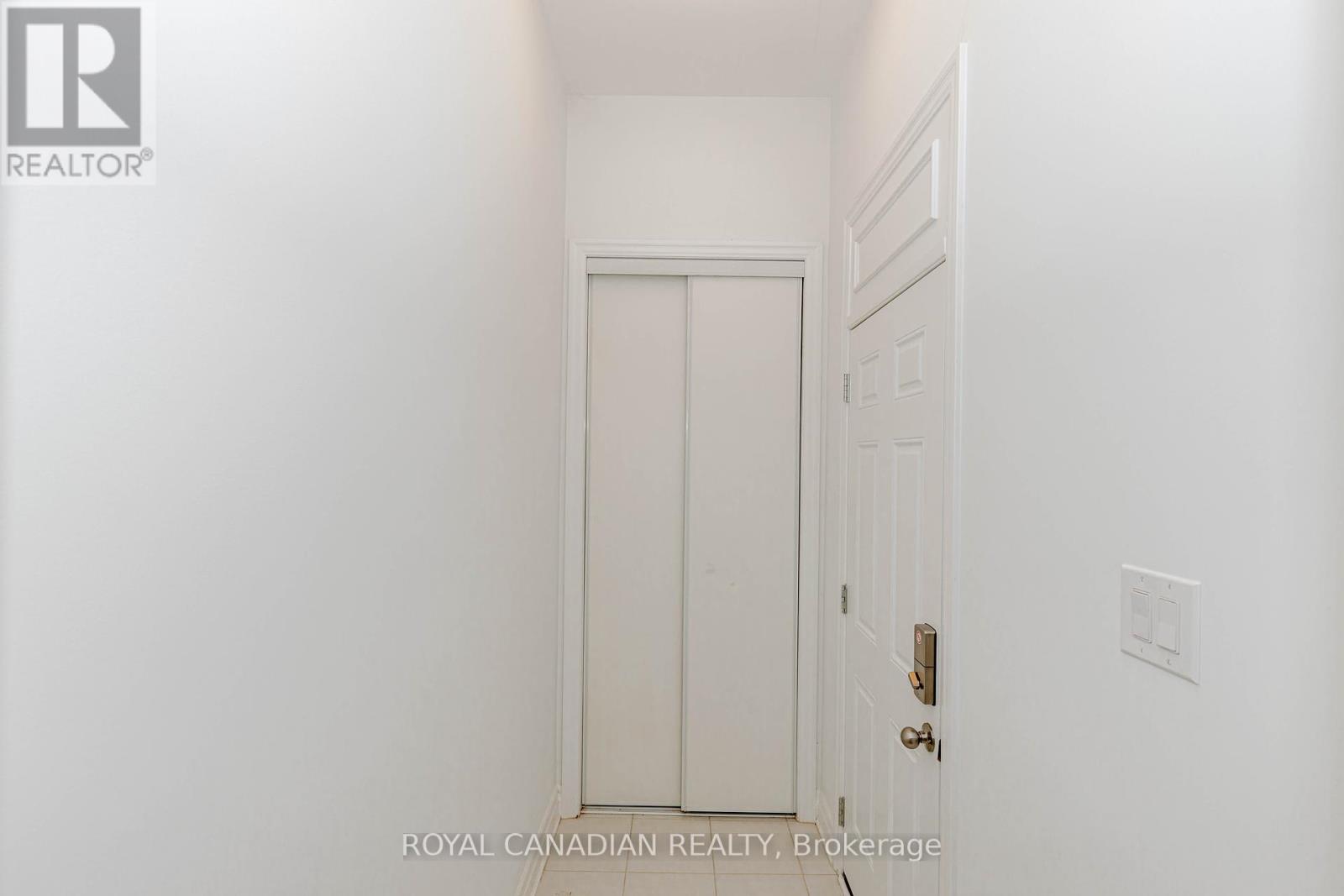 1359 Lobelia Crescent, Milton, Ontario  L9E 1X1 - Photo 21 - W12059993