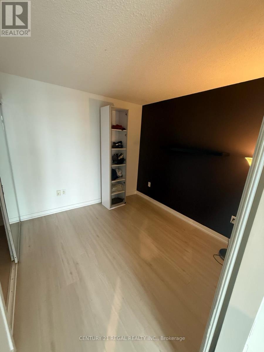 3805 - 11 Brunel Court, Toronto, Ontario  M5V 3Y3 - Photo 6 - C12092533