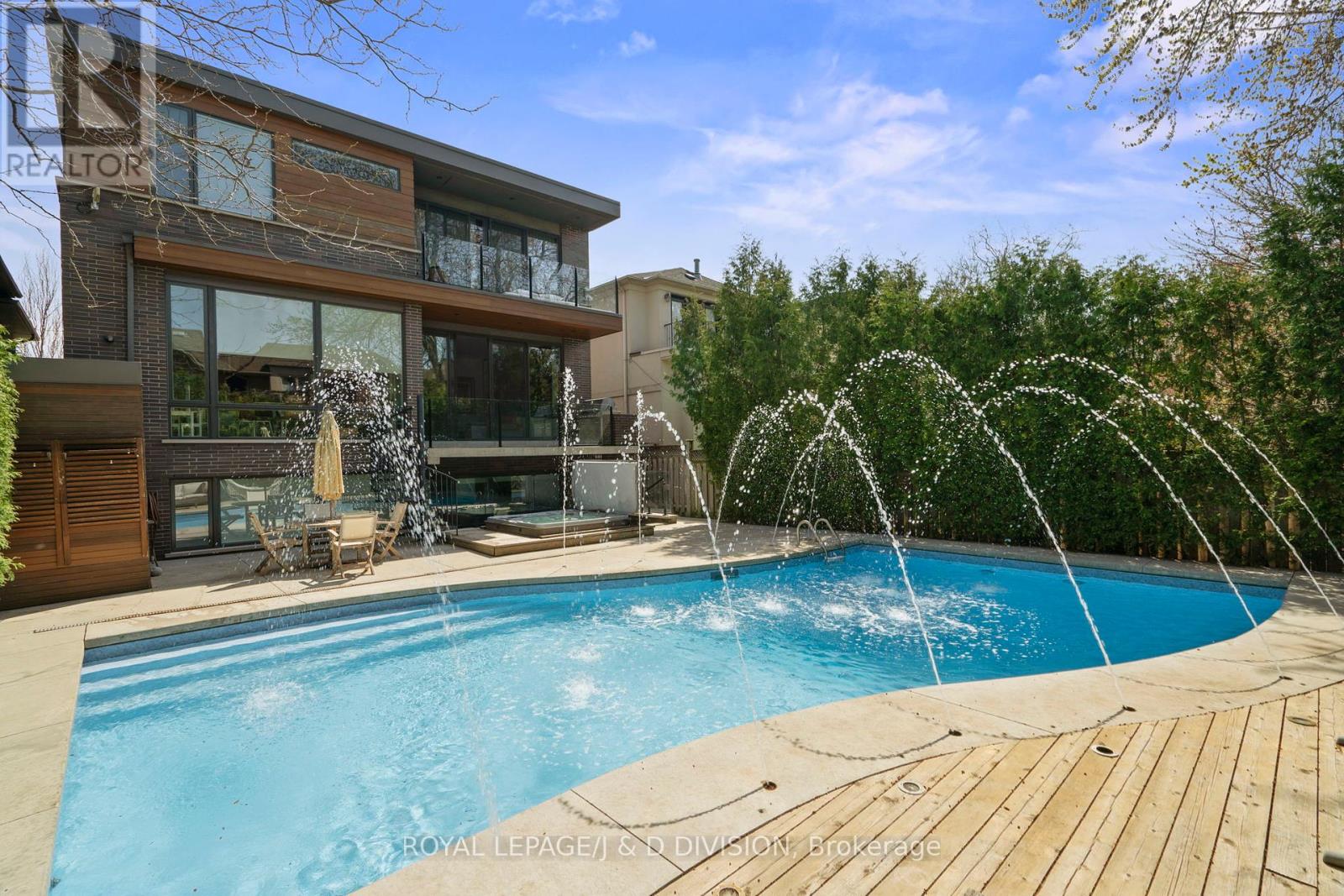 64 Bannockburn Avenue, Toronto (Bedford Park-Nortown), Ontario  M5M 2N1 - Photo 46 - C12124021