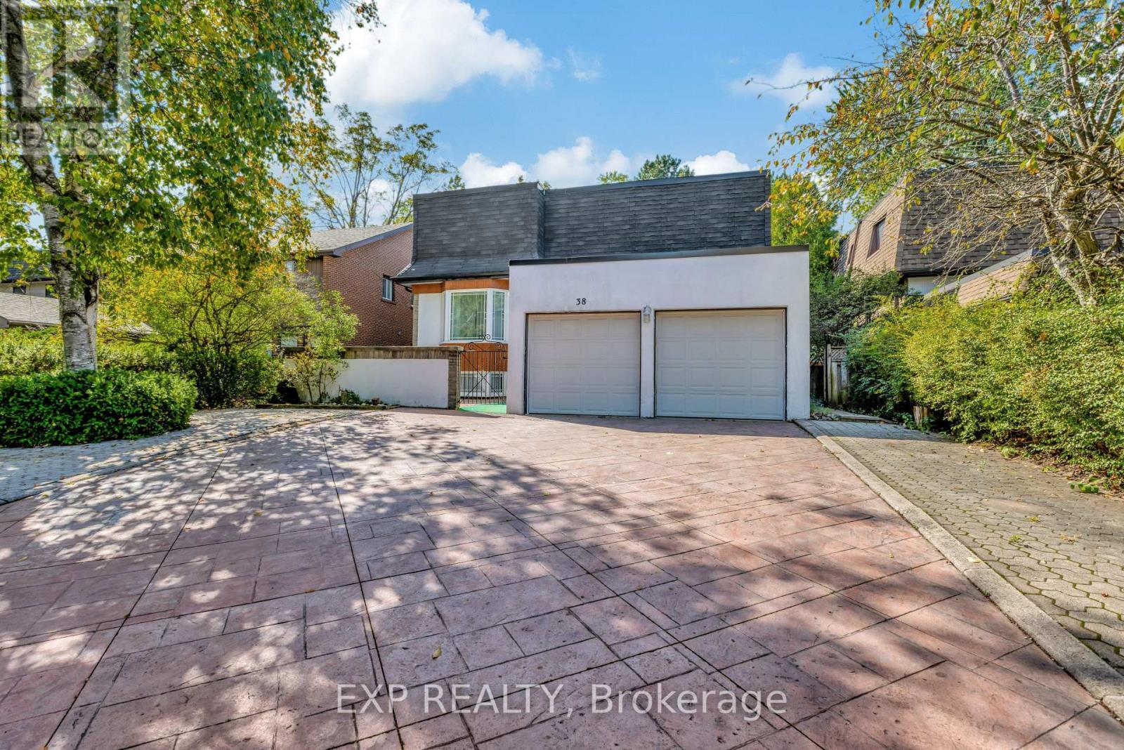 38 TARBERT ROAD, Toronto, Ontario