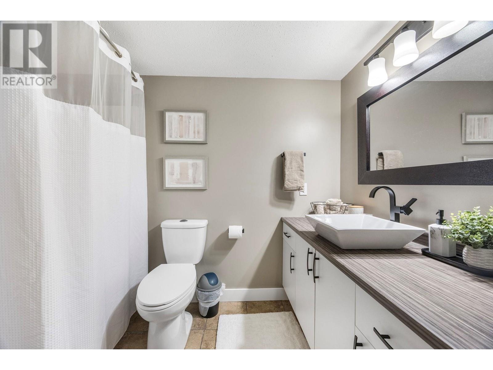 2340 Shannon Woods Drive, West Kelowna, British Columbia  V4T 2P1 - Photo 55 - 10340384