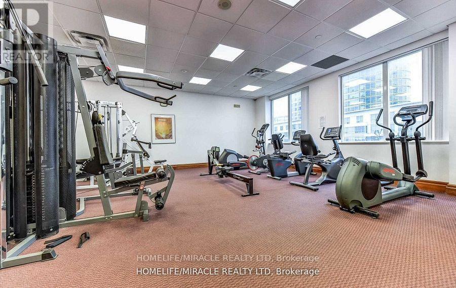 2305 - 11 Lee Centre Drive, Toronto (Woburn), Ontario  M1H 3J5 - Photo 7 - E12124069