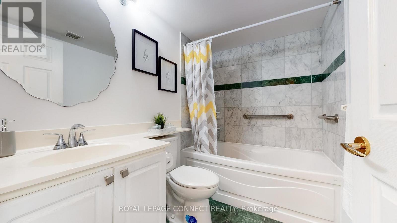 1506 - 18 Lee Centre Drive, Toronto, Ontario  M1H 3H5 - Photo 17 - E12124171