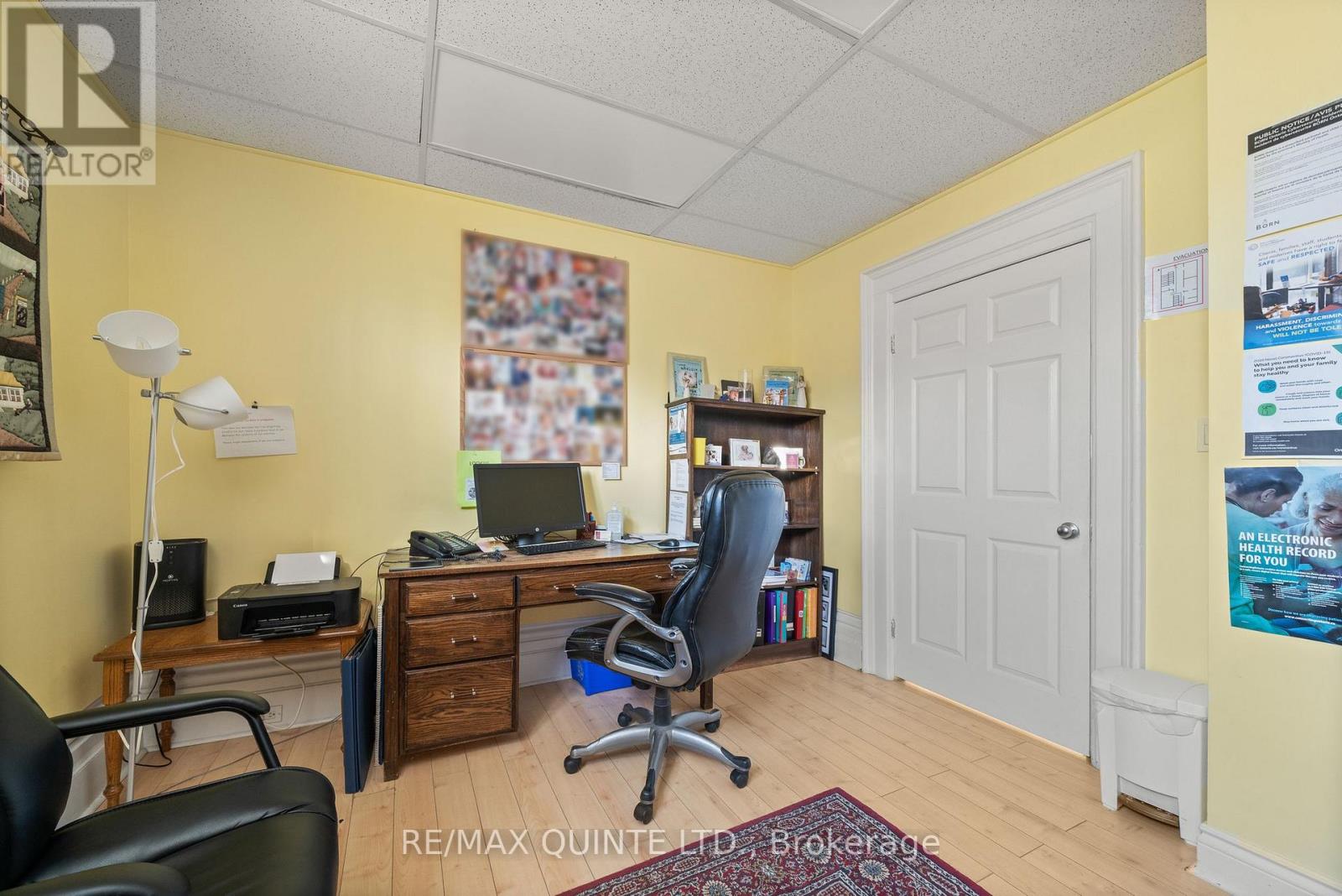 11 Victoria Avenue, Belleville, Ontario  K8N 1Z5 - Photo 11 - X12124196