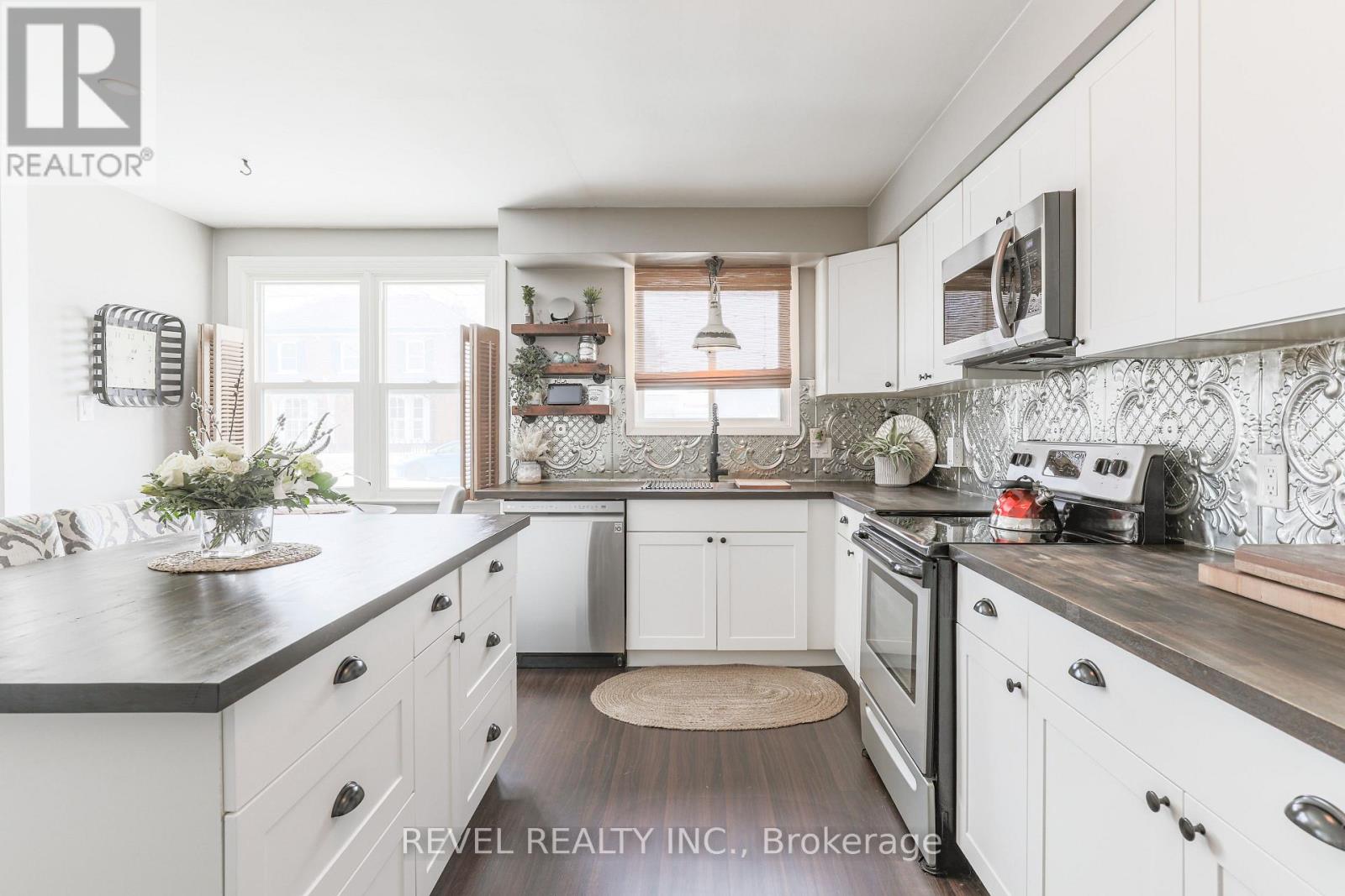 34 William Street, Kawartha Lakes, Ontario  K0M 1A0 - Photo 10 - X12124224