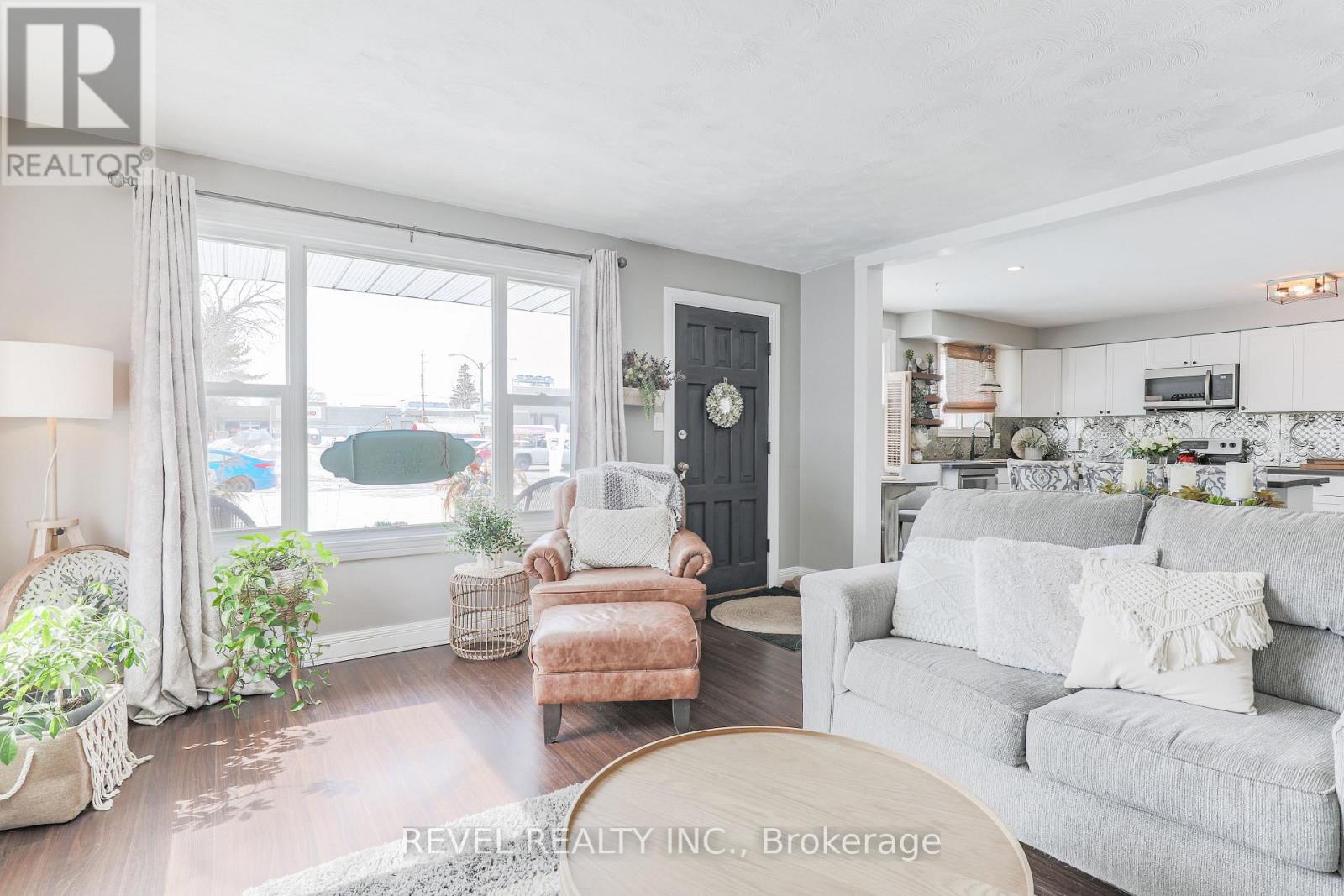 Property at 34 WILLIAM STREET image 3