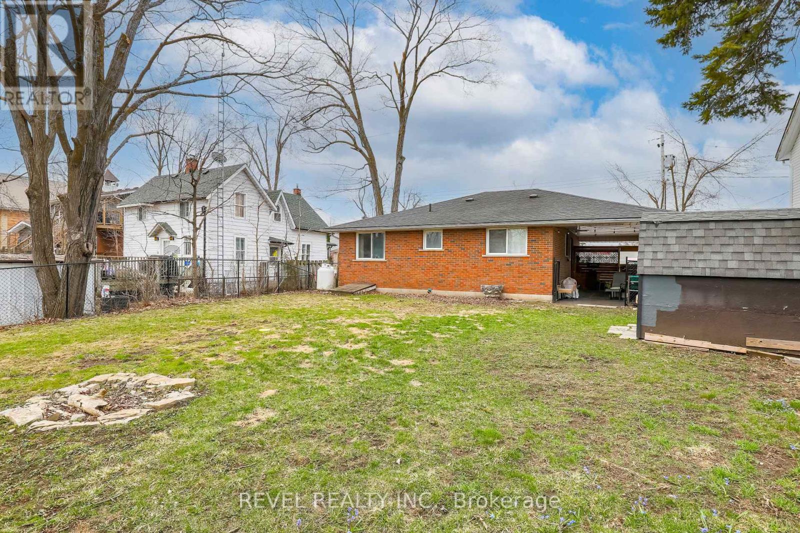 34 William Street, Kawartha Lakes, Ontario  K0M 1A0 - Photo 30 - X12124224