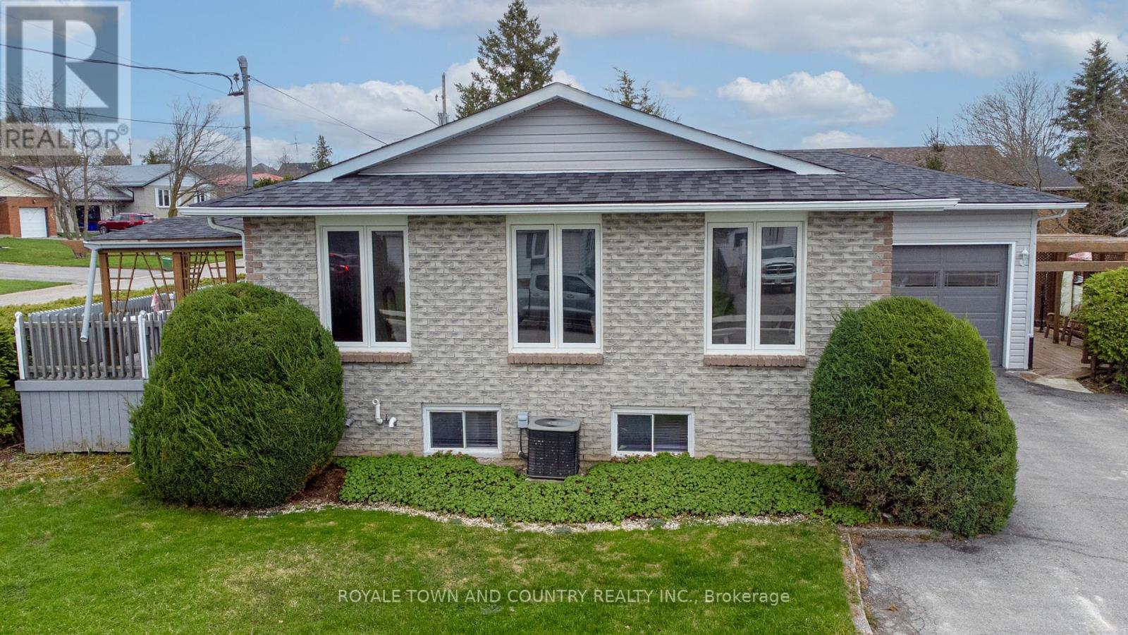 Property at 27 HILLSIDE DRIVE image 1
