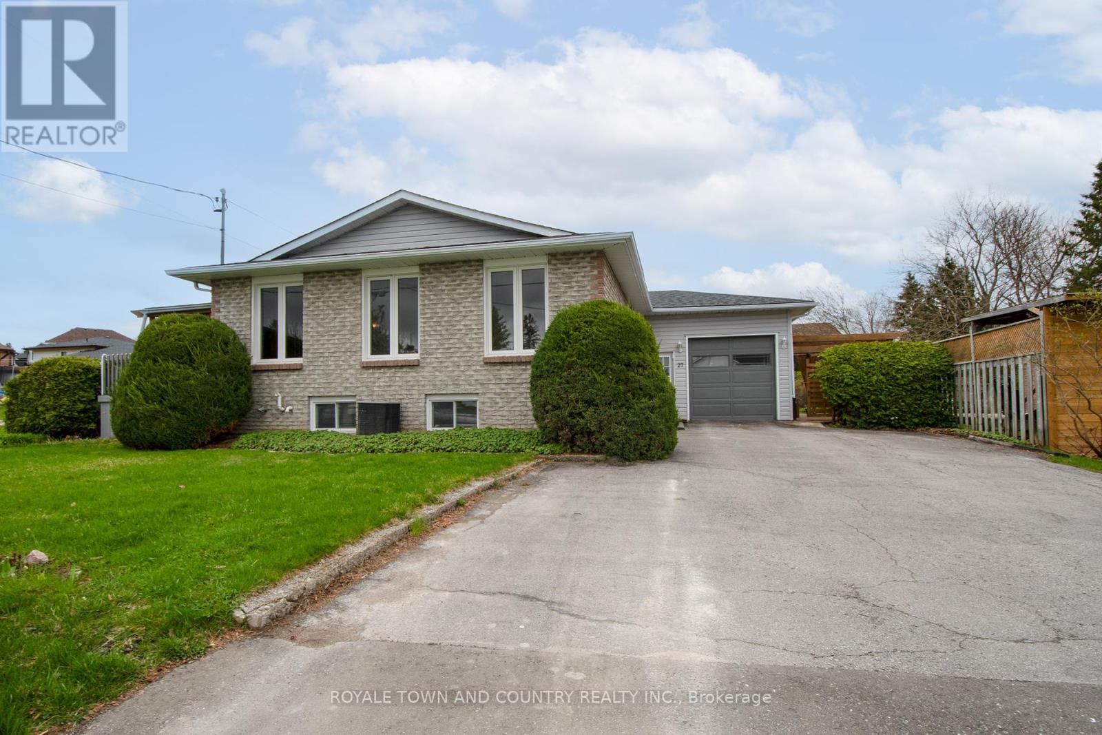 Property at 27 HILLSIDE DRIVE image 2