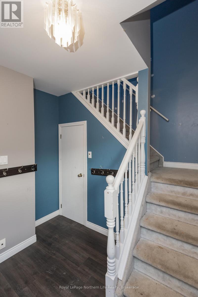 920 Lawson Street, North Bay (West End), Ontario  P1B 3T5 - Photo 15 - X12124282