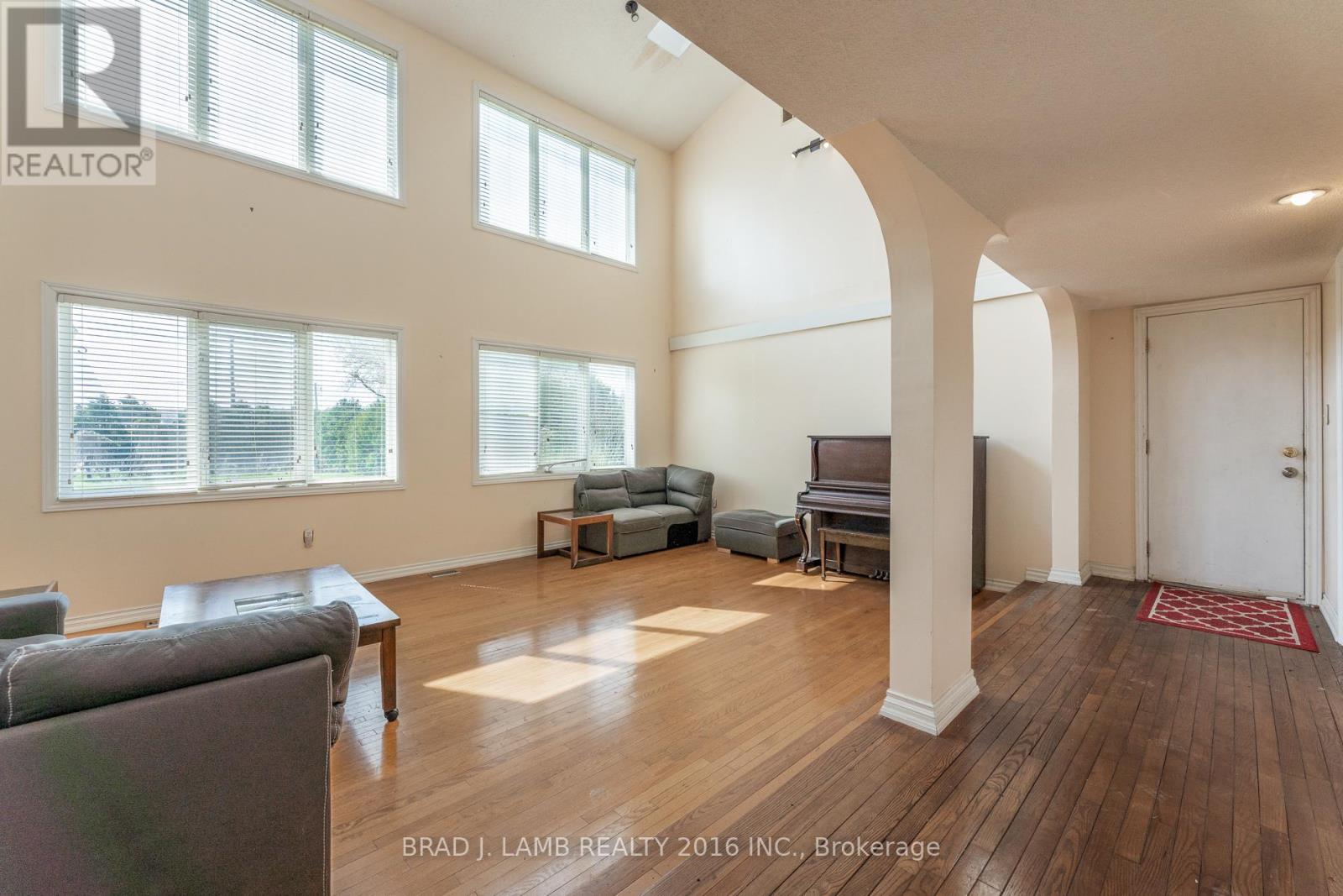 18585 Keele Street, King, Ontario  L3Y 4V9 - Photo 17 - N12121188