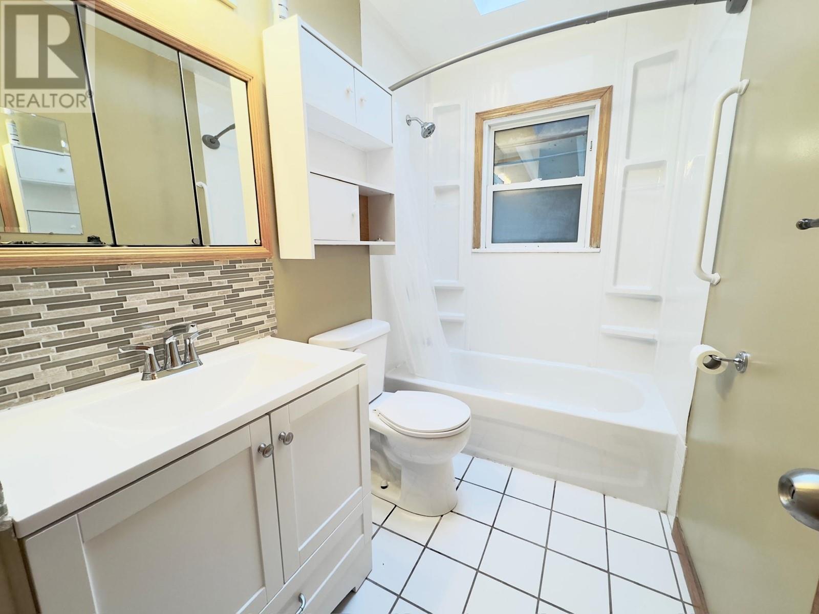 199 Wilton Crescent, Penticton, British Columbia  V2A 3A3 - Photo 11 - 10346174