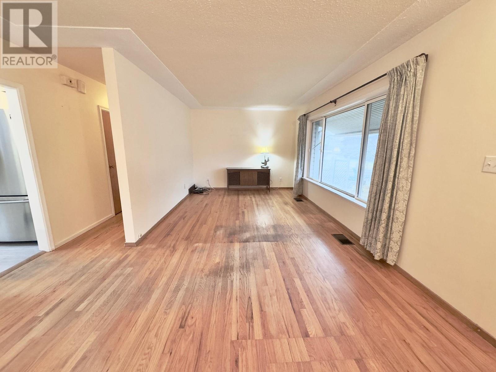 199 Wilton Crescent, Penticton, British Columbia  V2A 3A3 - Photo 8 - 10346174