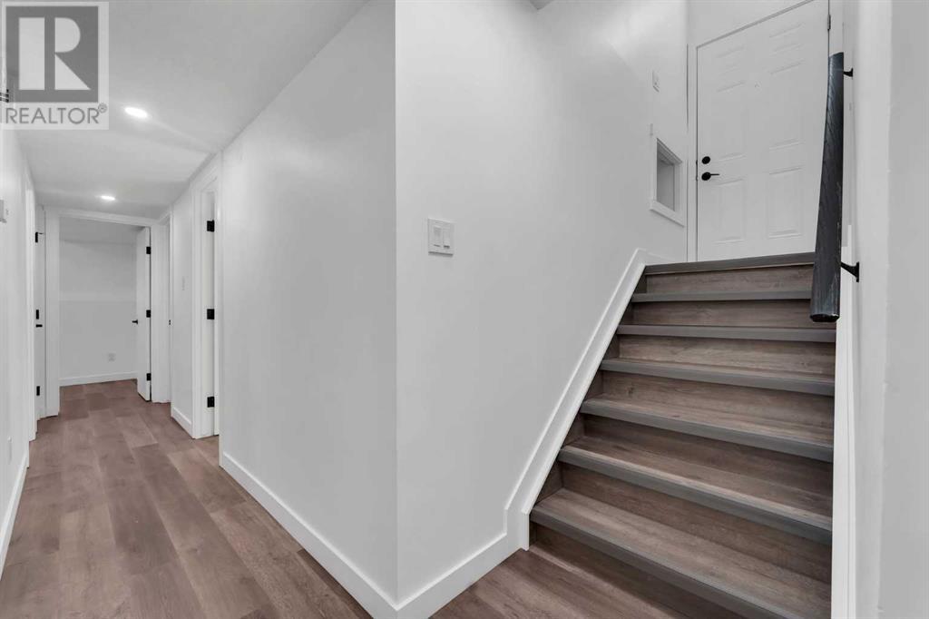Property at 3, 7420 Hunterview Drive NW image 1