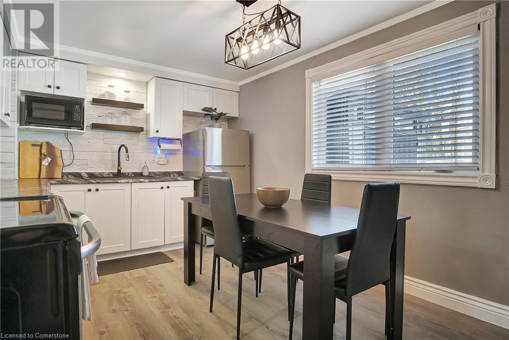 150 Glamis Road, Cambridge, Ontario N1R 6S9 - Photo 3 - 40724602