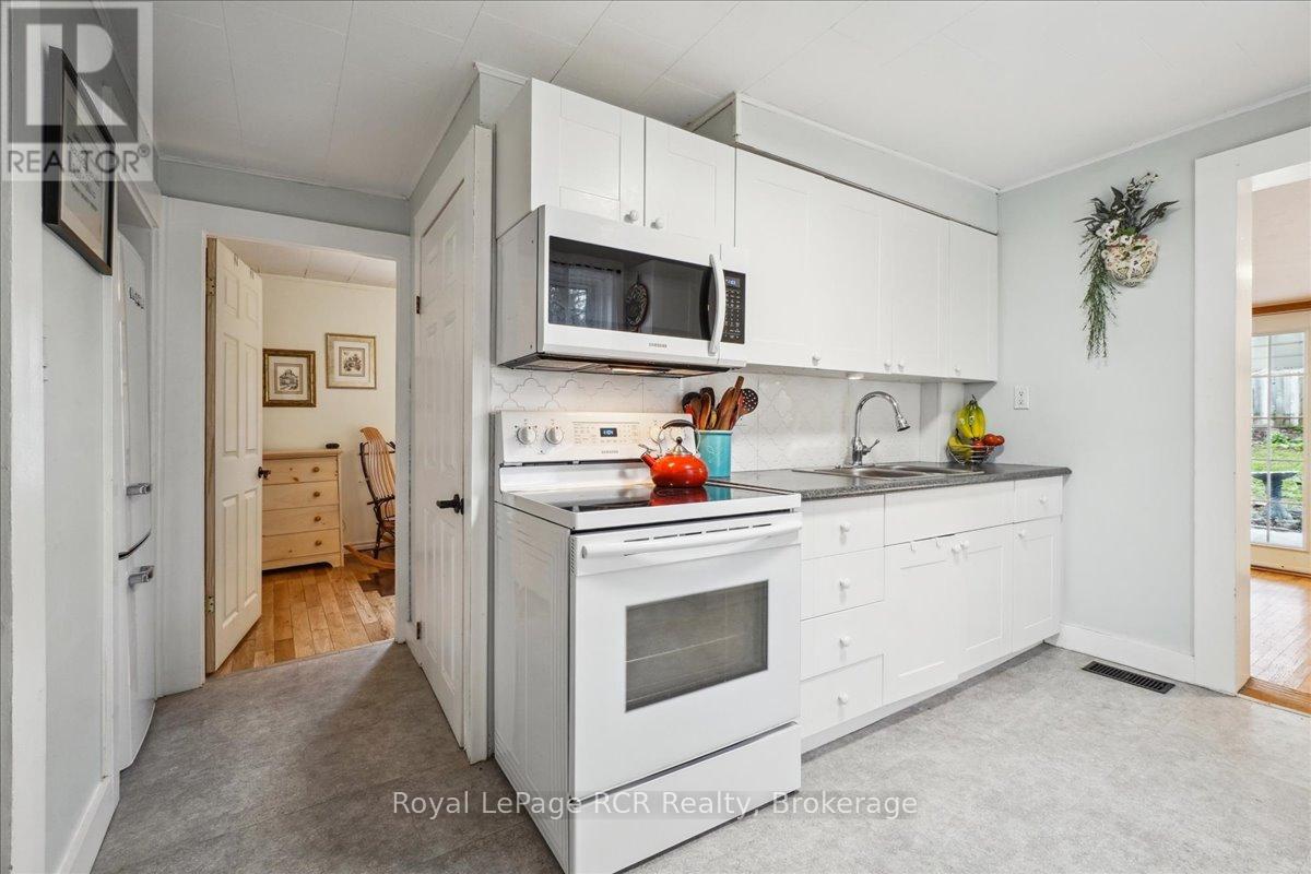 755 7th Avenue E, Owen Sound, Ontario  N4K 2Y2 - Photo 16 - X12124204