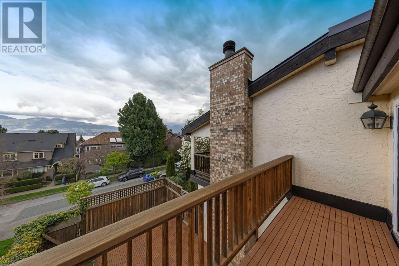 2542 York Avenue, Vancouver, British Columbia  V6K 1E3 - Photo 25 - R2992359