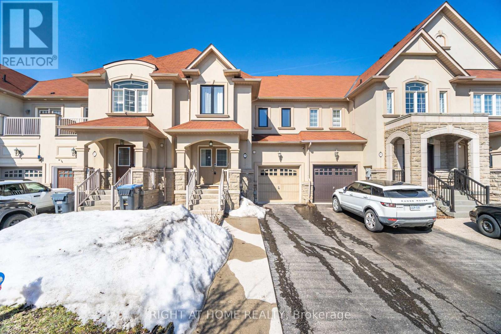 20 BEACHVILLE CIRCLE, brampton (credit valley), Ontario