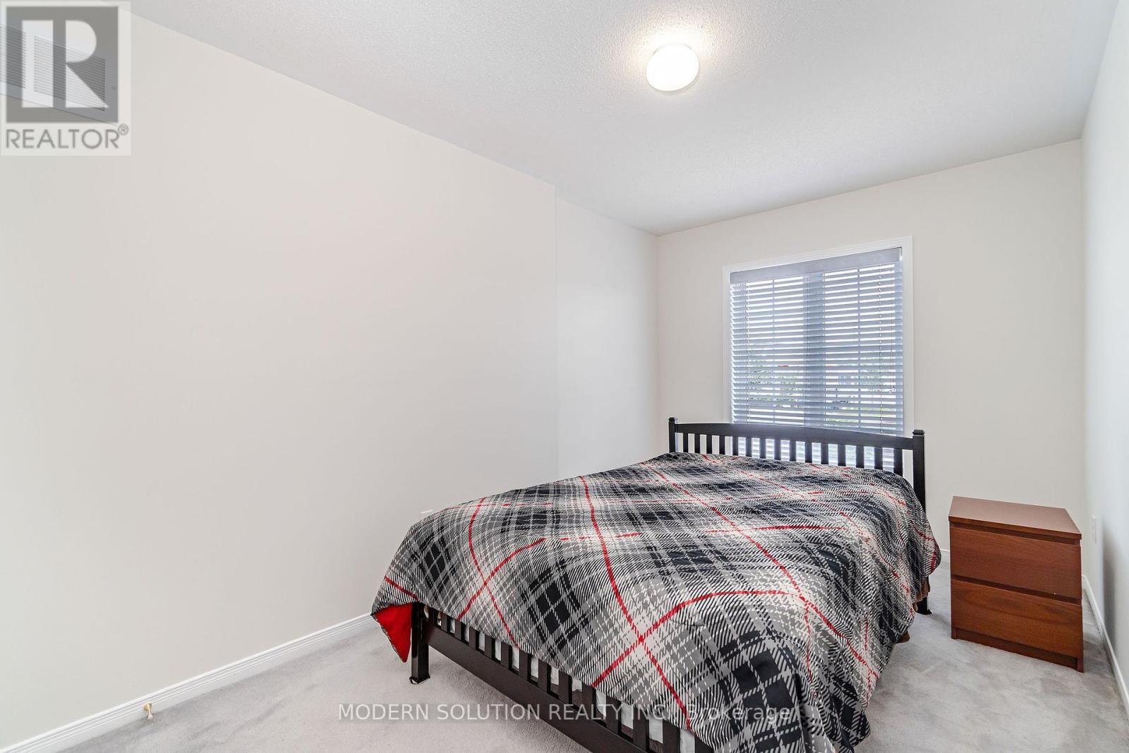 100 - 525 Novo Star Drive, Mississauga, Ontario  L5W 1X9 - Photo 27 - W12123974