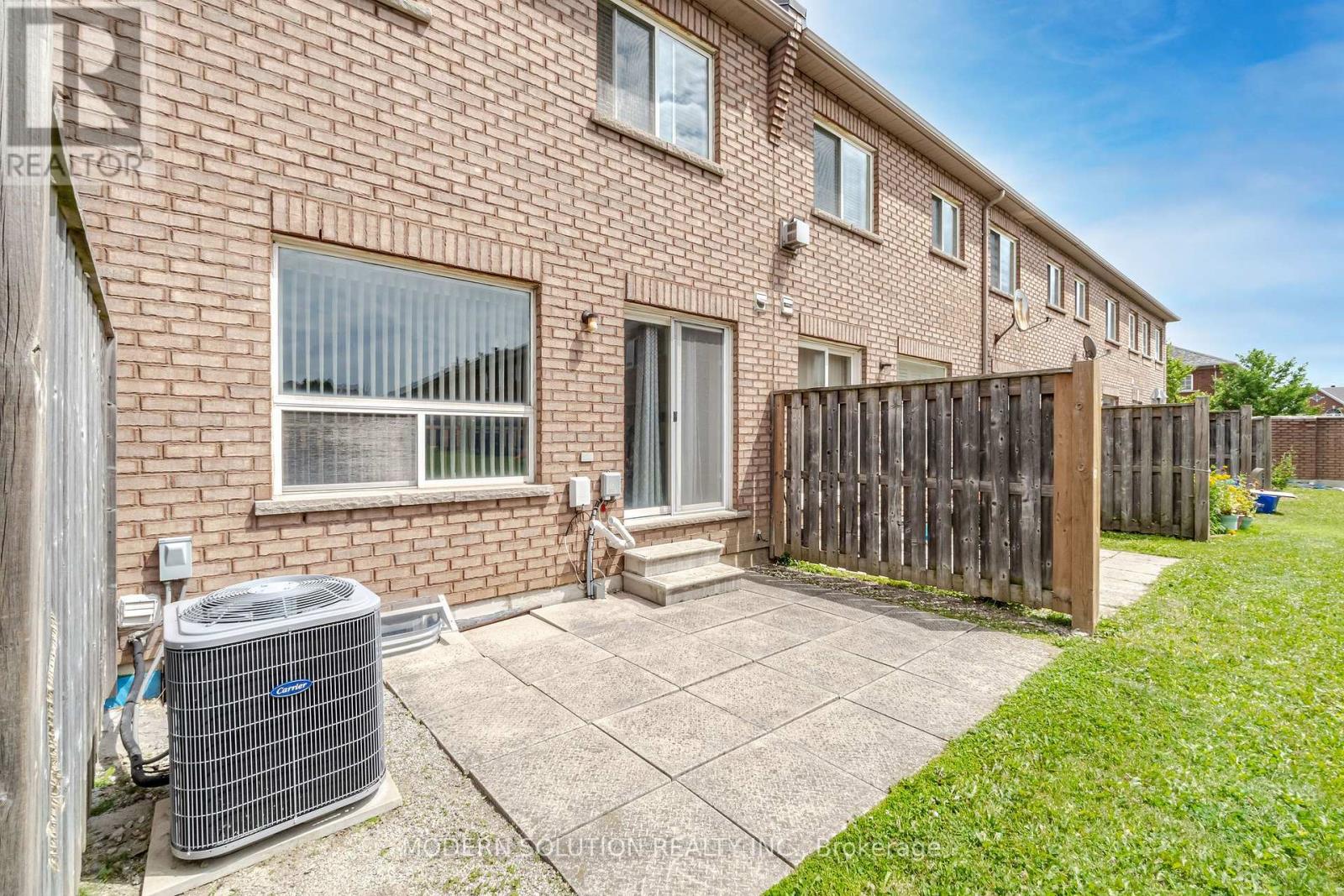 100 - 525 Novo Star Drive, Mississauga, Ontario  L5W 1X9 - Photo 34 - W12123974