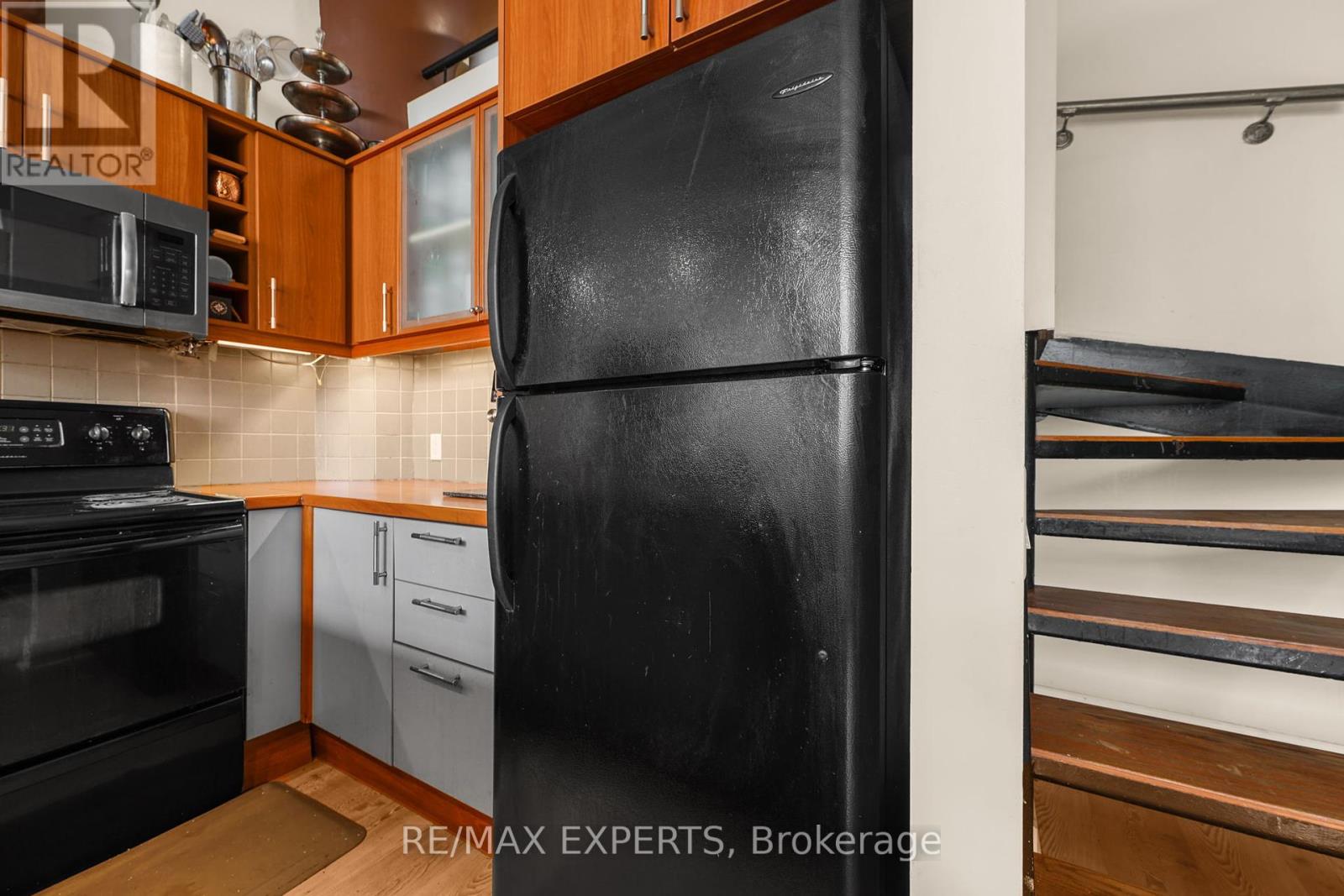 115 - 1001 Roselawn Avenue, Toronto, Ontario  M6B 4M4 - Photo 17 - W12124172