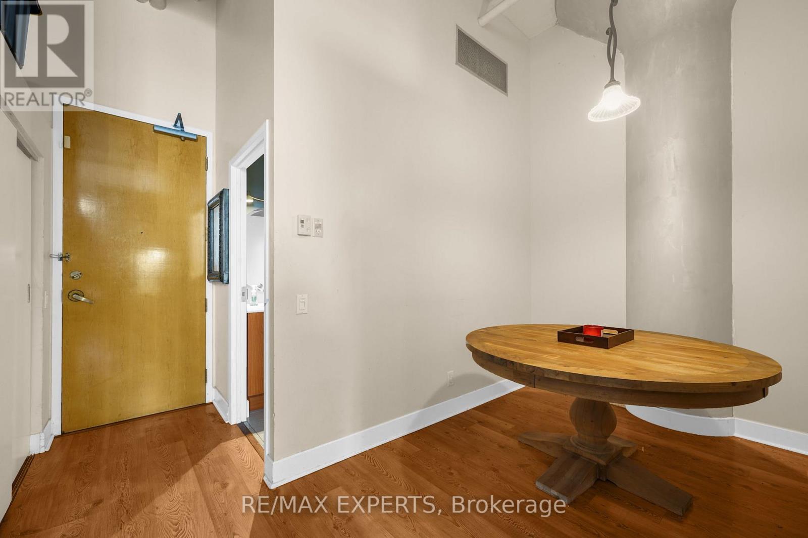 115 - 1001 Roselawn Avenue, Toronto, Ontario  M6B 4M4 - Photo 6 - W12124172