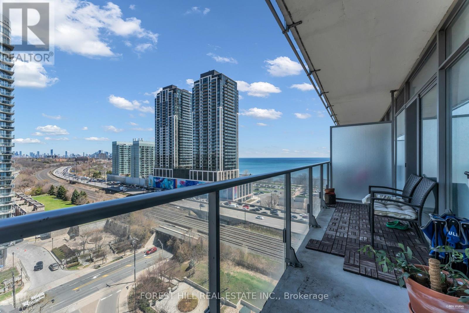 1301 - 103 THE QUEENSWAY AVENUE, toronto (high park-swansea), Ontario