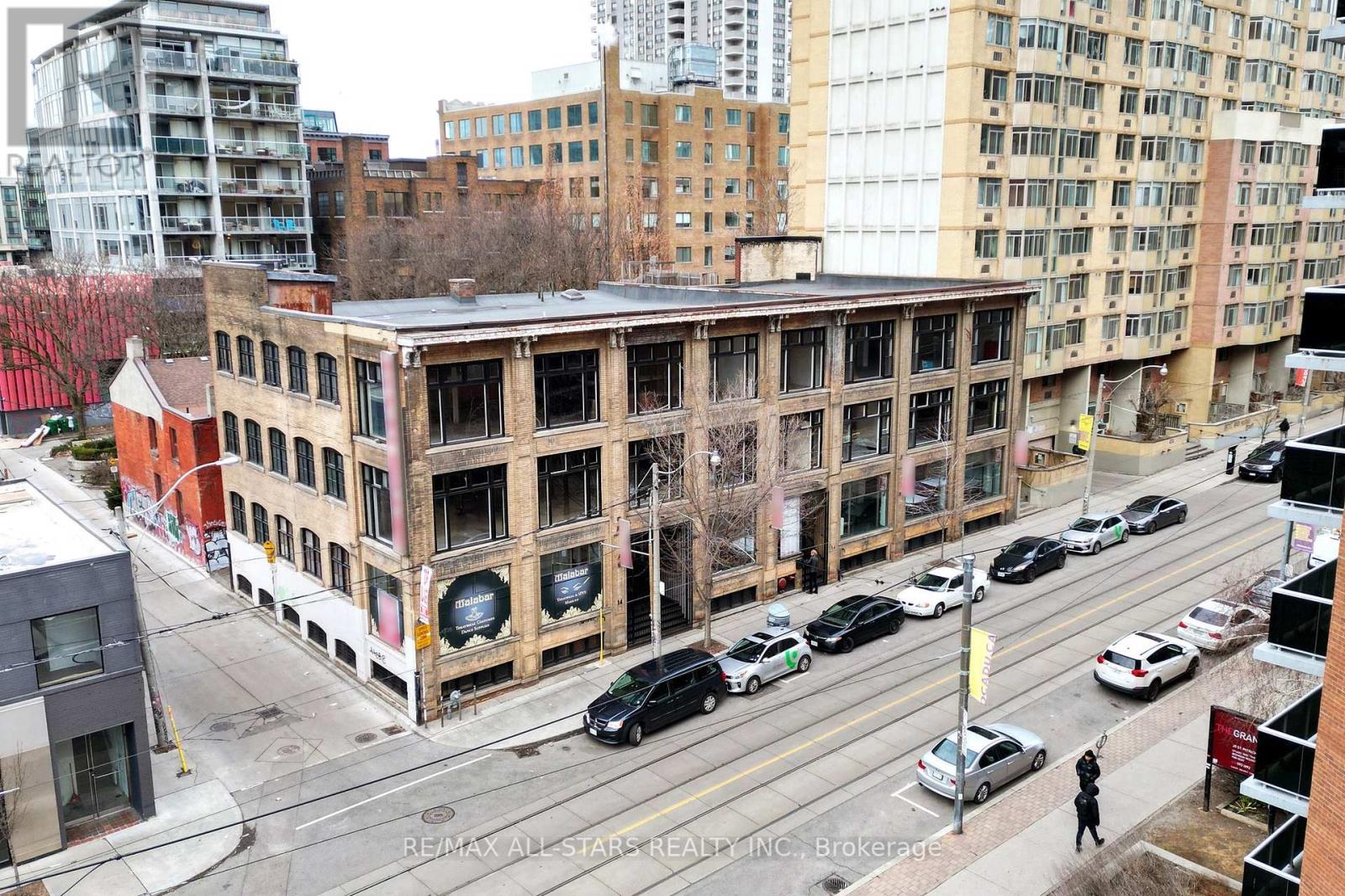 201 - 10-14 MCCAUL STREET W, Toronto, Ontario