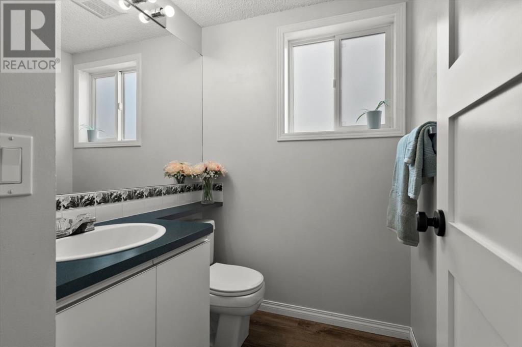 135 Hidden Green Nw, Calgary, Alberta  T3A 5K7 - Photo 16 - A2217478